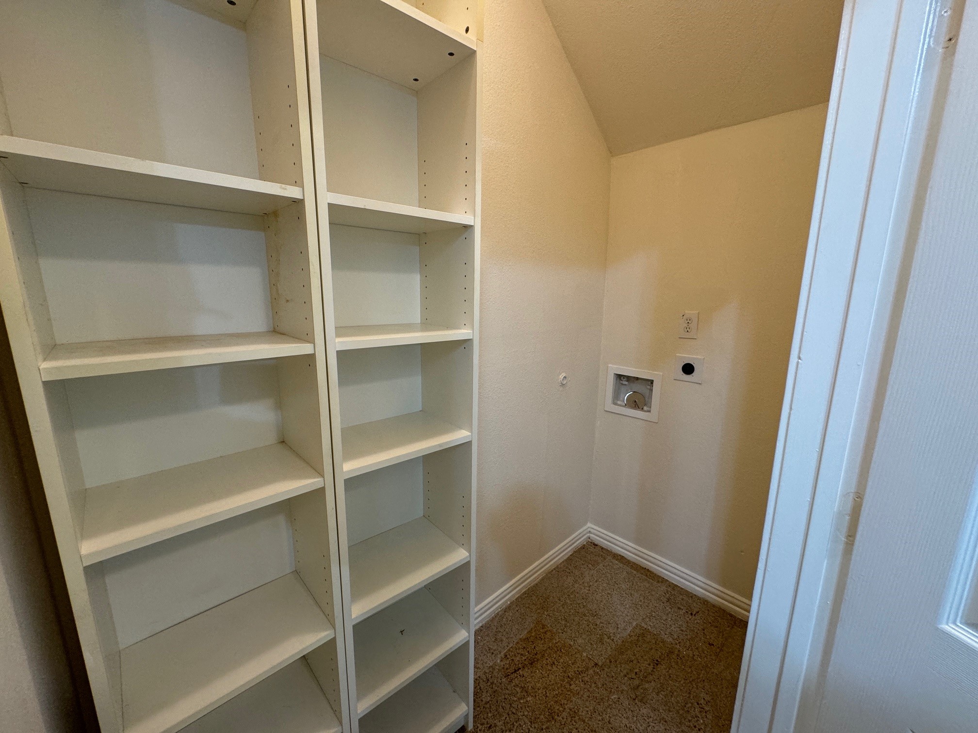 9400 Bellaire Boulevard 110 Property Photo 8