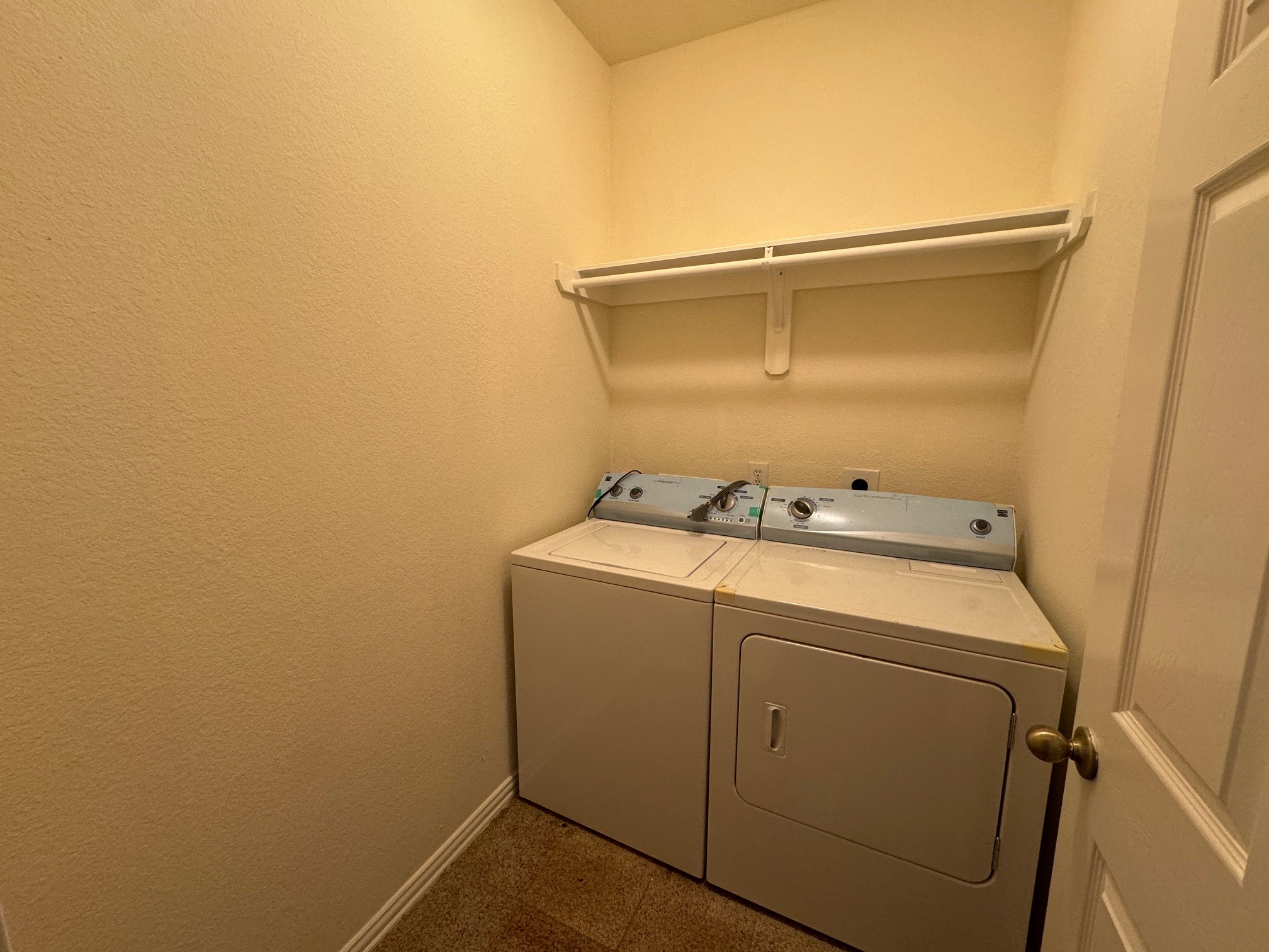9400 Bellaire Boulevard 110 Property Photo 11