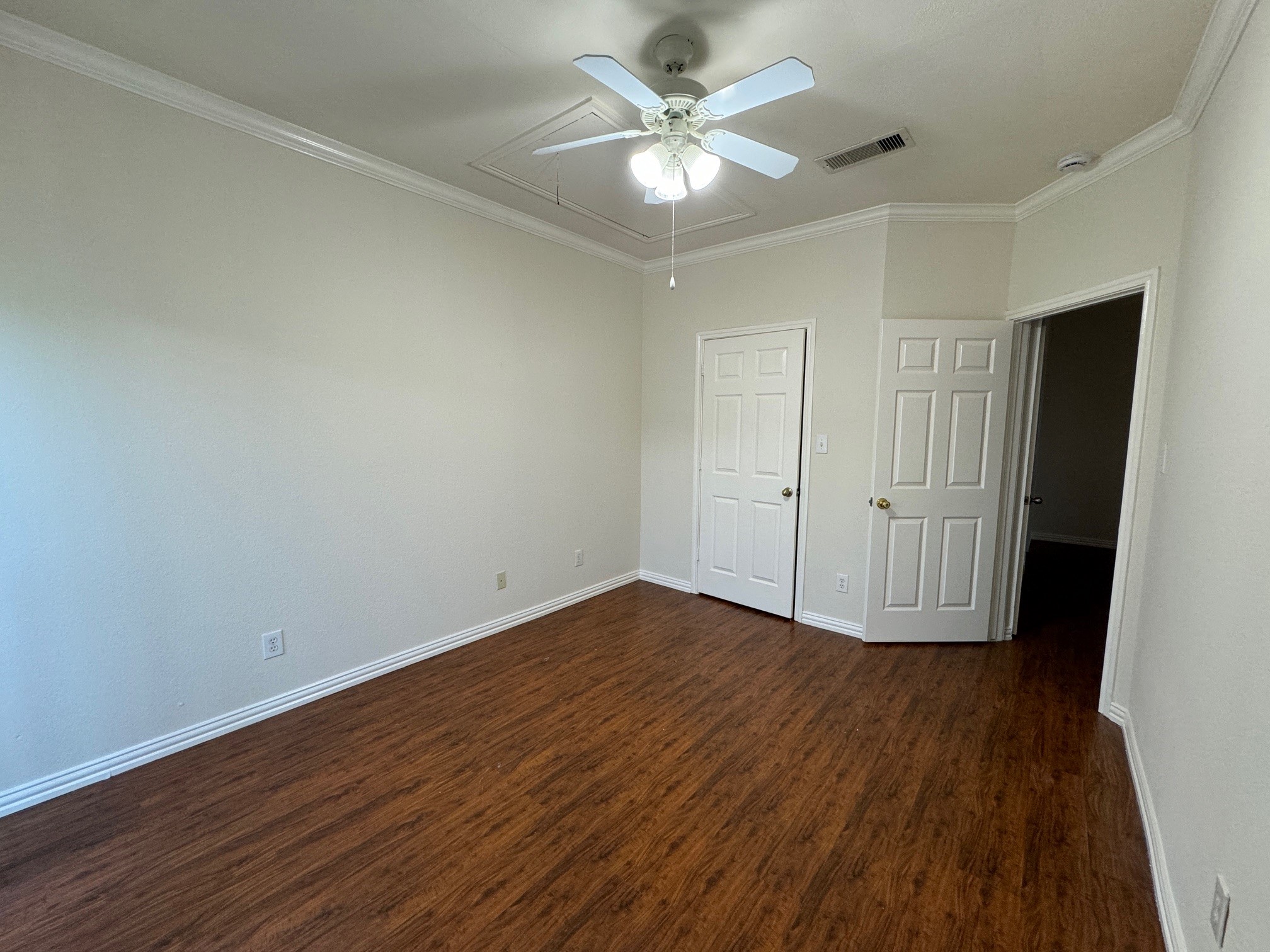 9400 Bellaire Boulevard 110 Property Photo 12