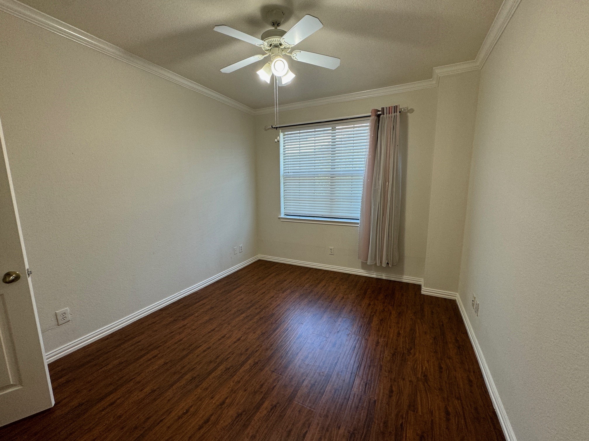 9400 Bellaire Boulevard 110 Property Photo 13
