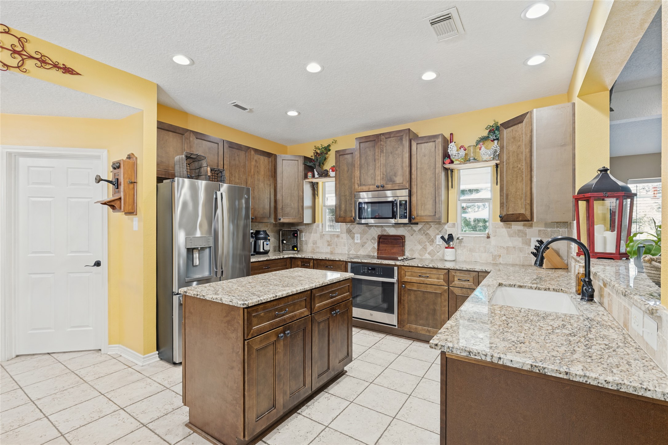 8921 Ridgecrest Drive C955a Property Photo 7