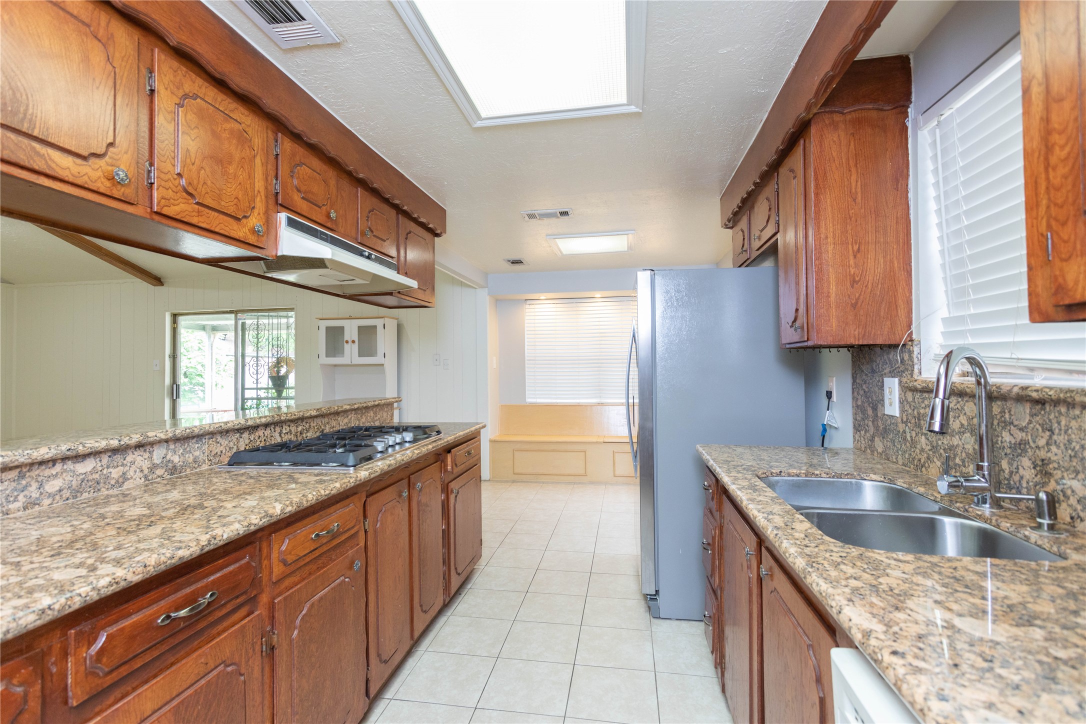 2921 Chicago Street Property Photo 14