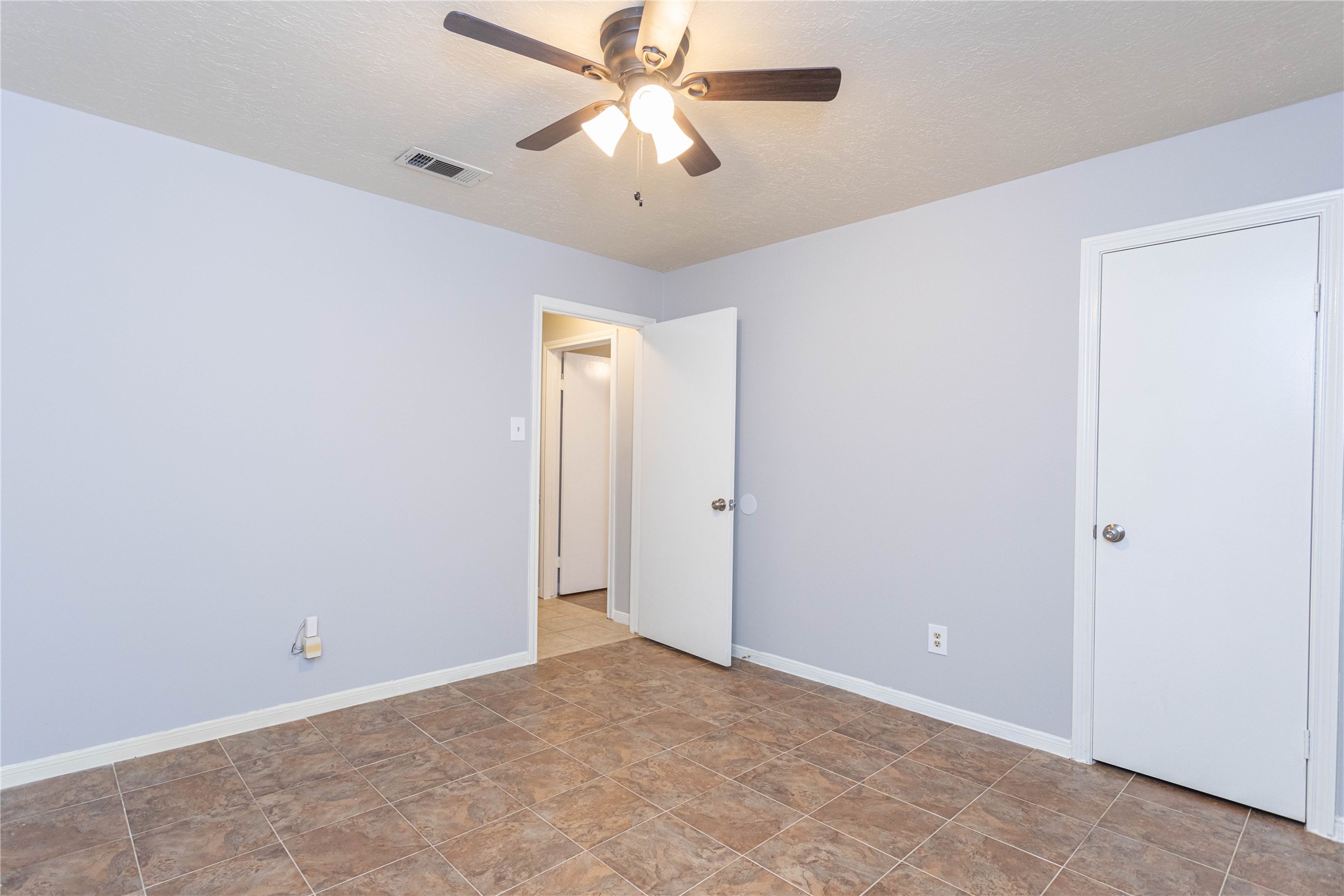 2921 Chicago Street Property Photo 18
