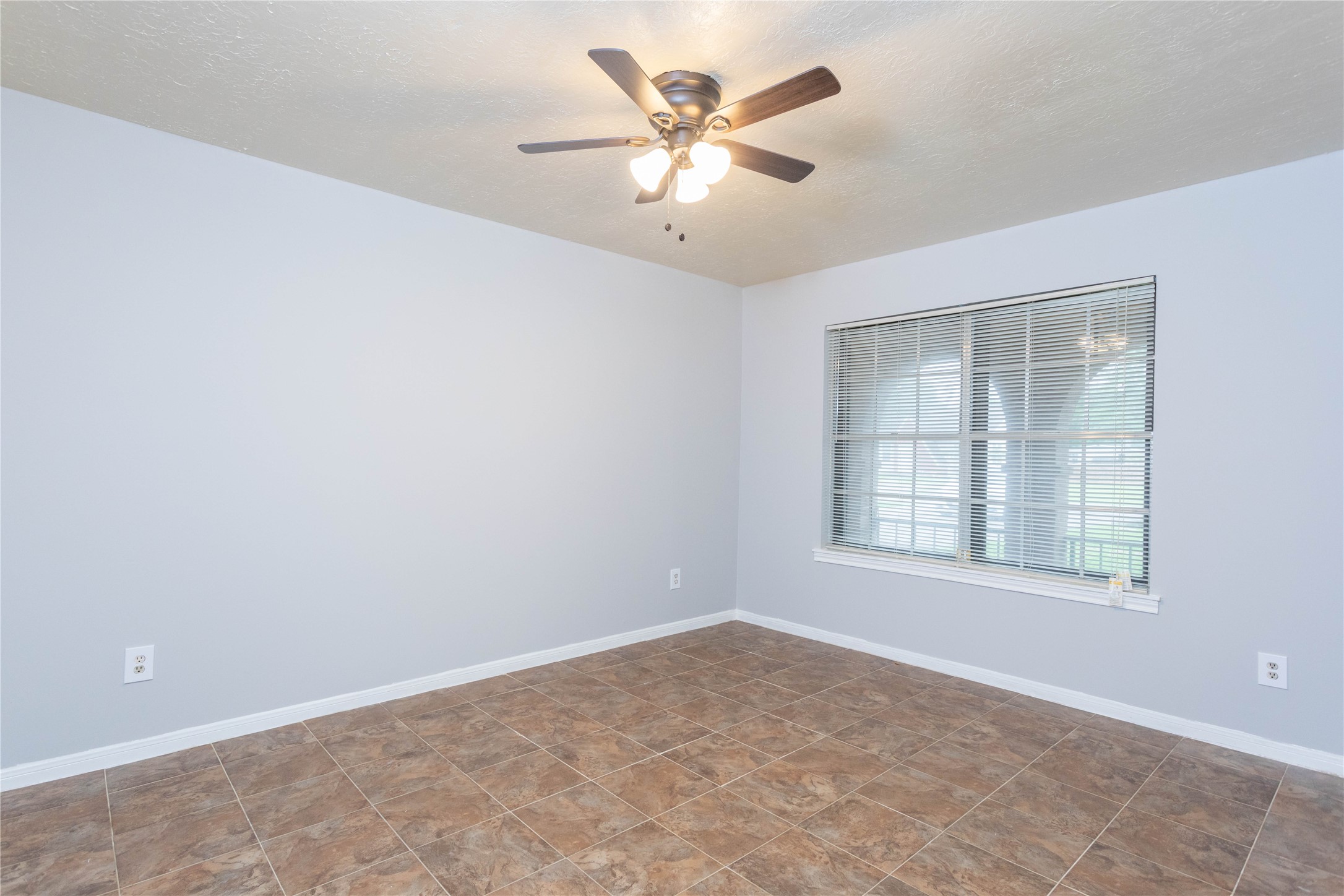 2921 Chicago Street Property Photo 23