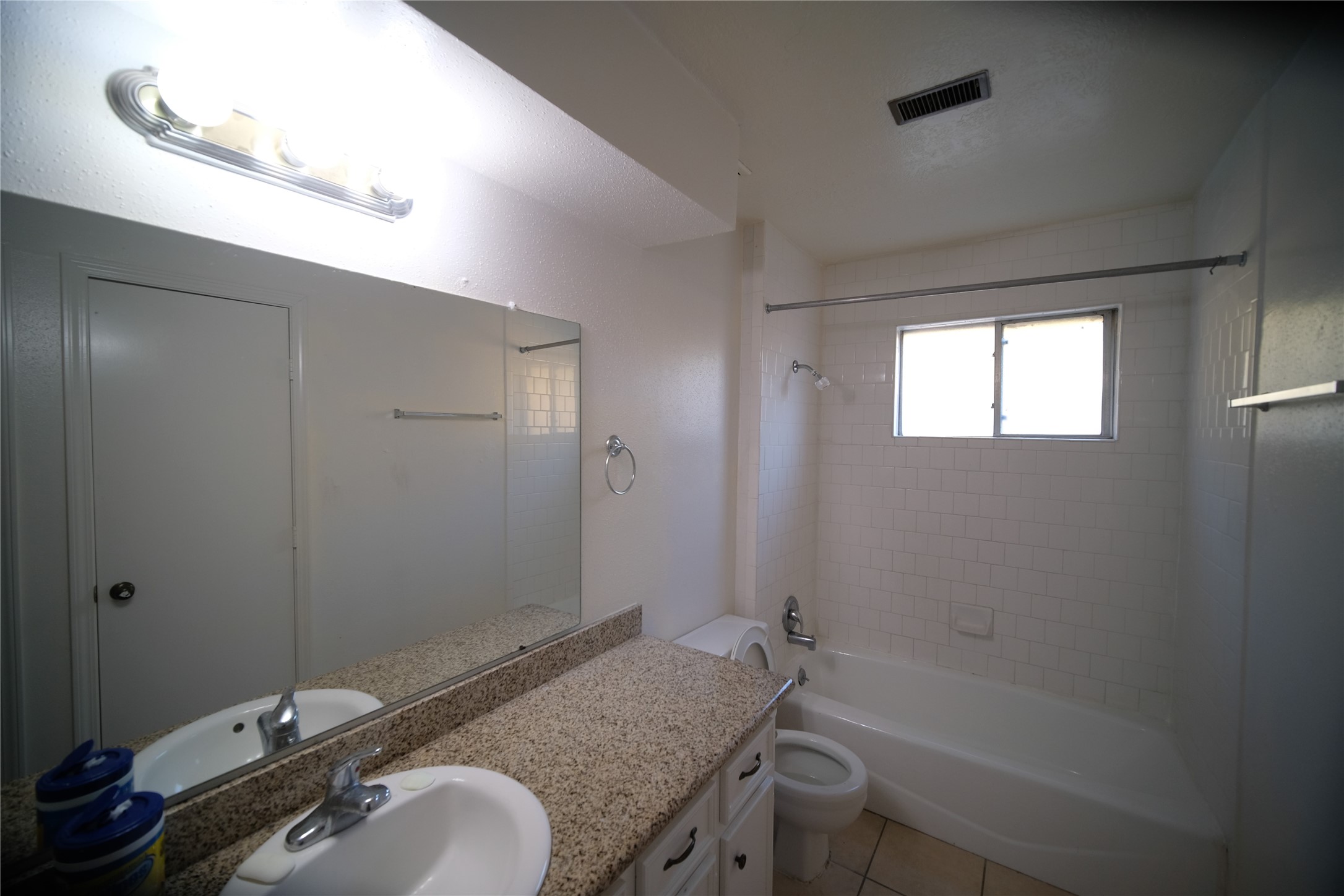 12327 Bexley Drive Property Photo 9