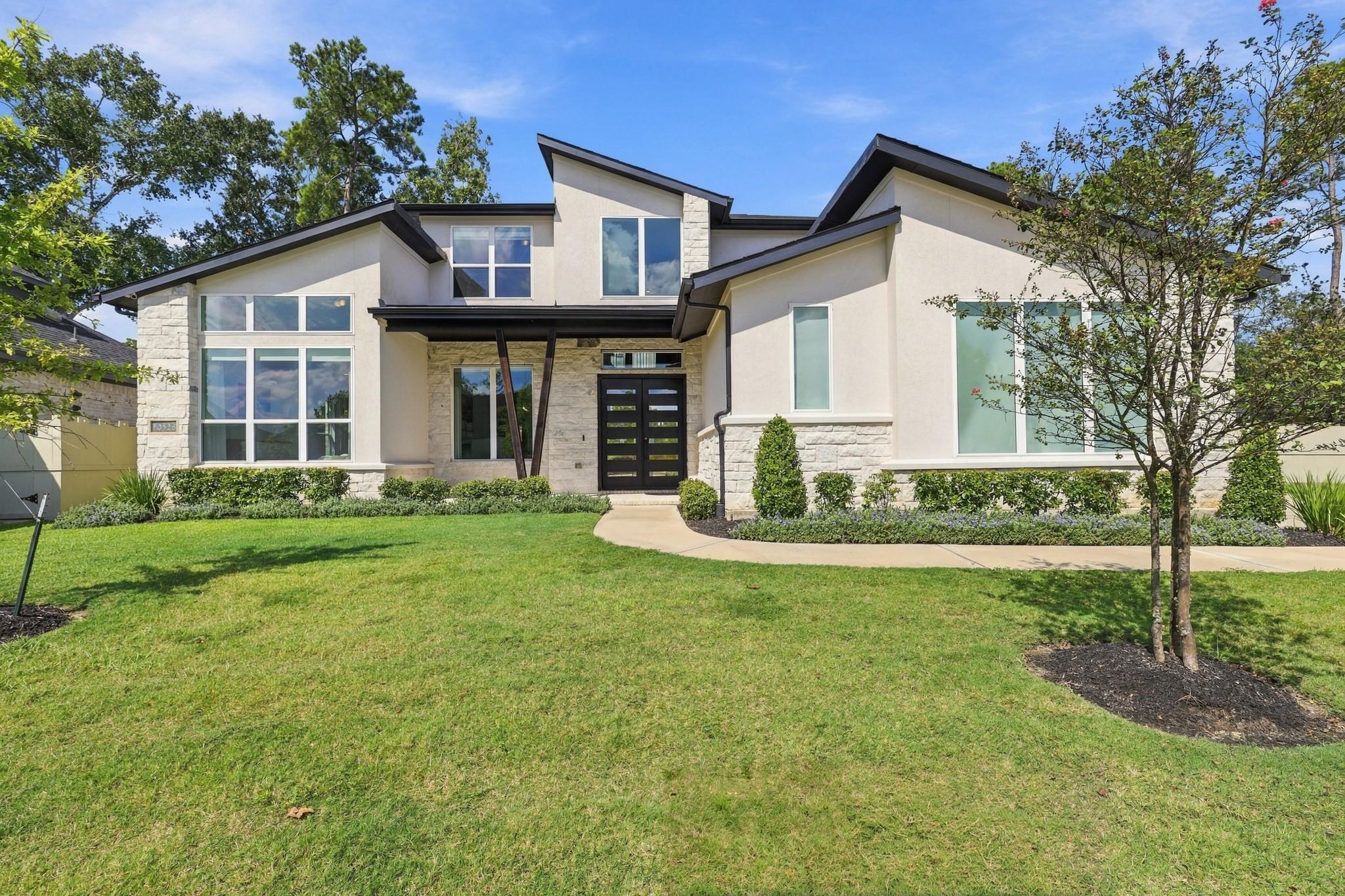 10528 Scarce Chaser Street, Conroe Tx 77385 Property Photo 2