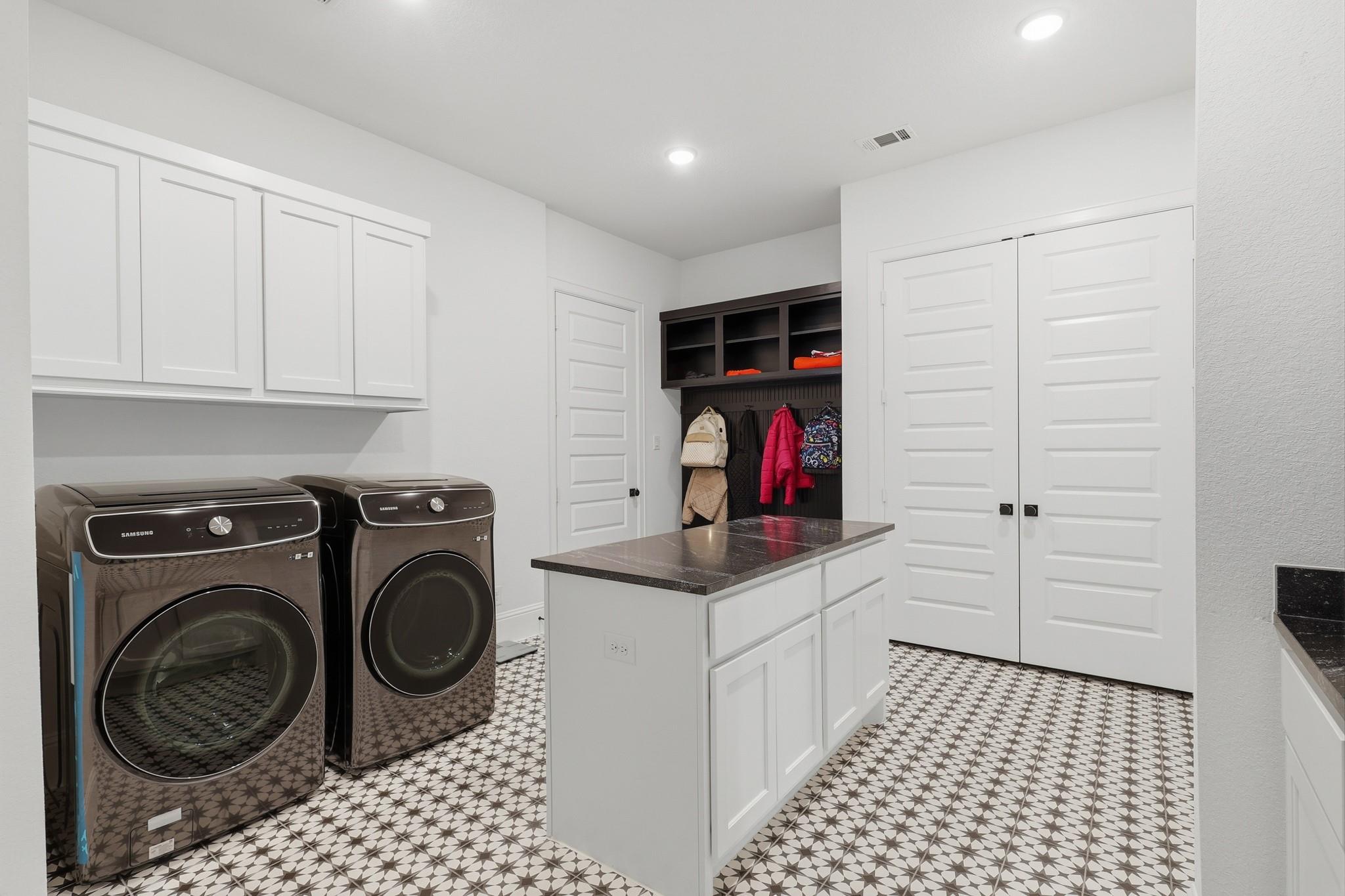 10528 Scarce Chaser Street Property Photo 24