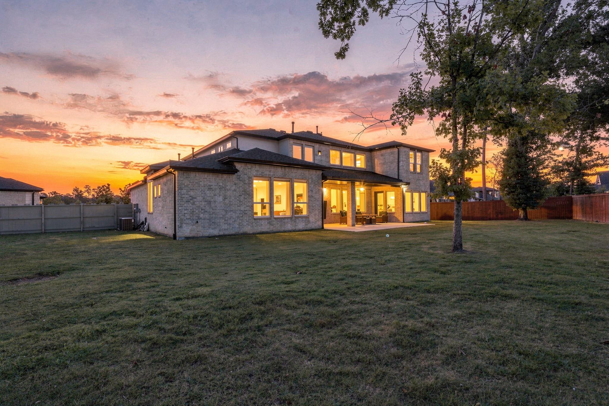 10528 Scarce Chaser Street Property Photo 44
