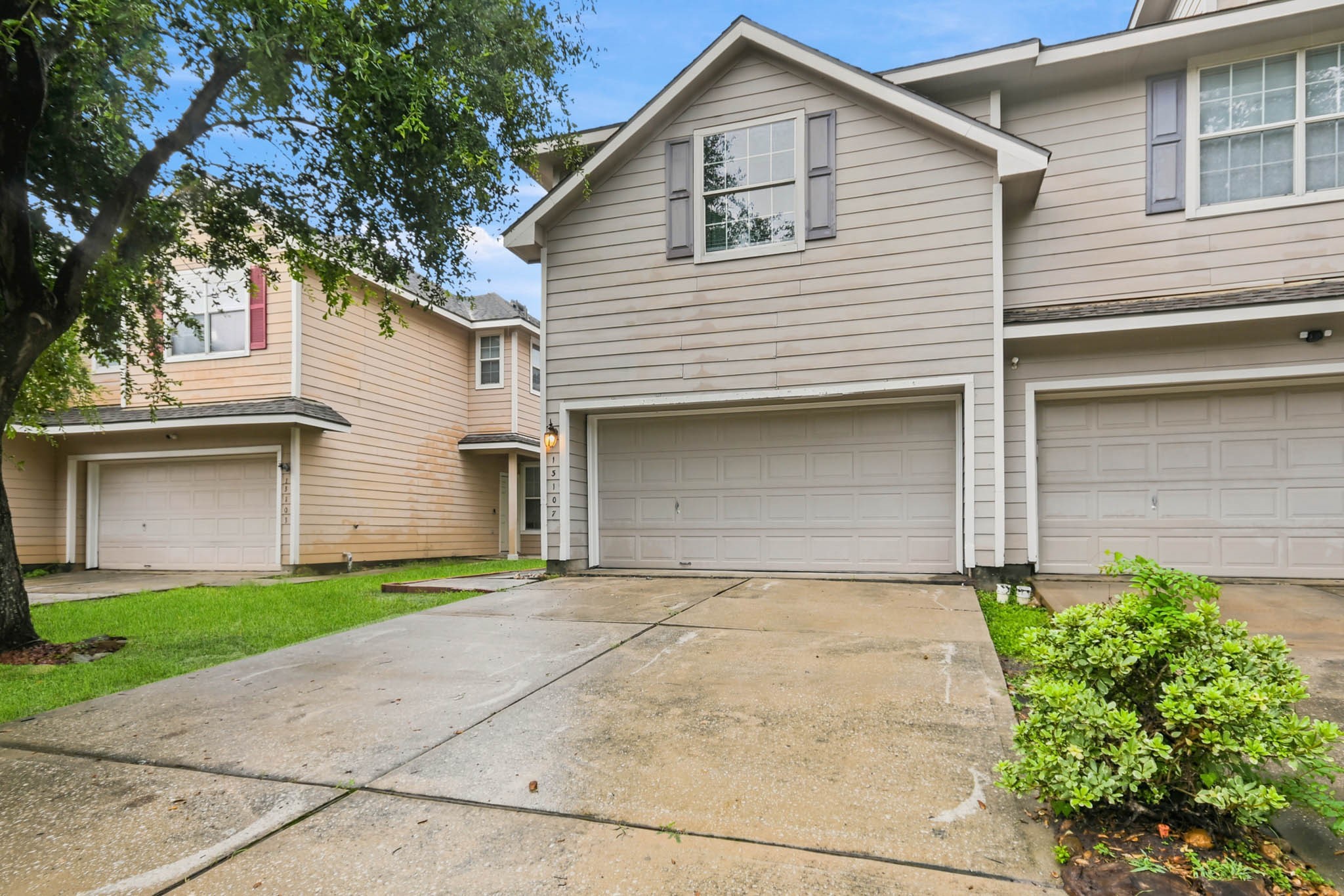 13107 Peppergate Lane Property Photo 1