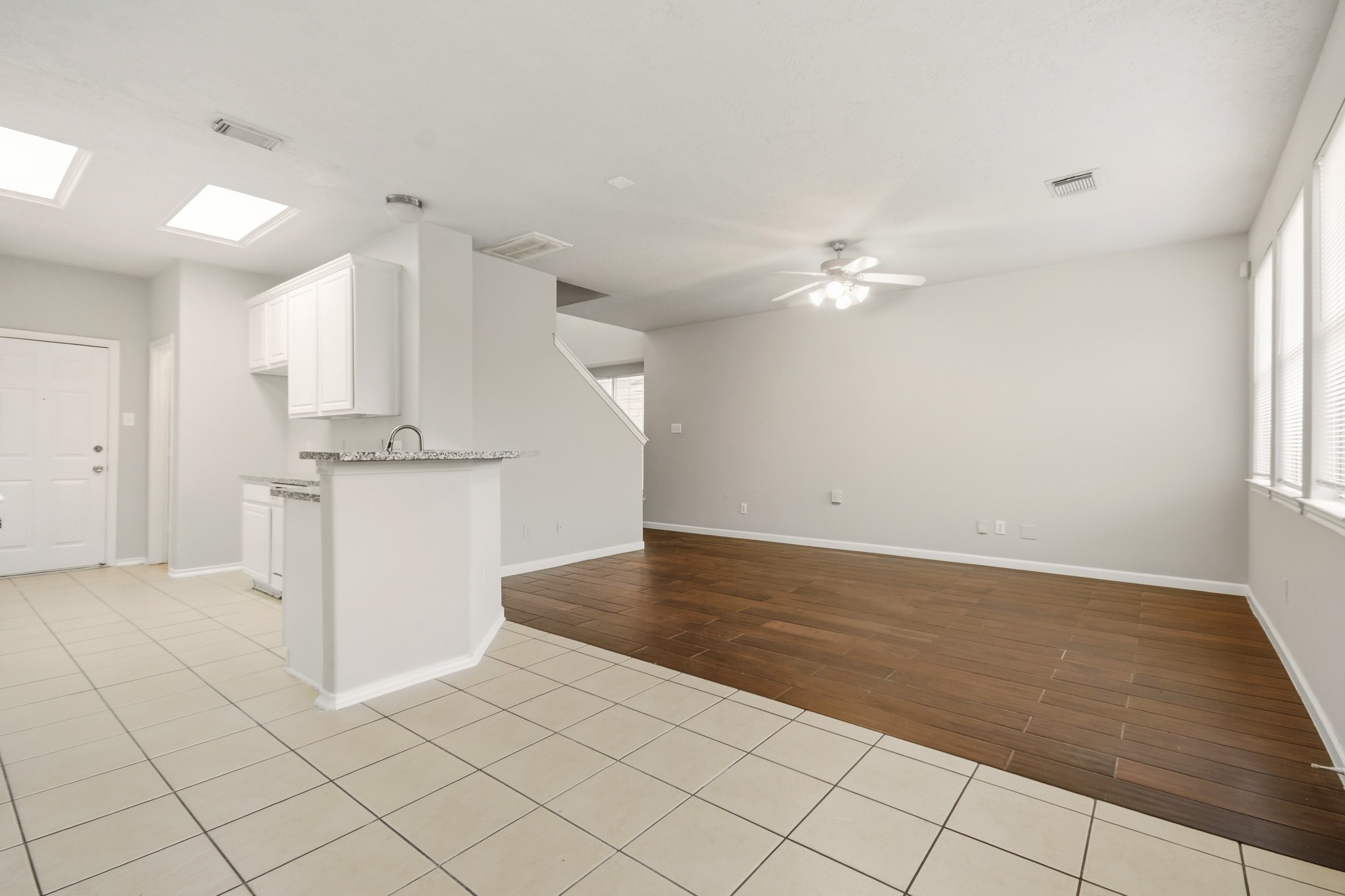 13107 Peppergate Lane Property Photo 3