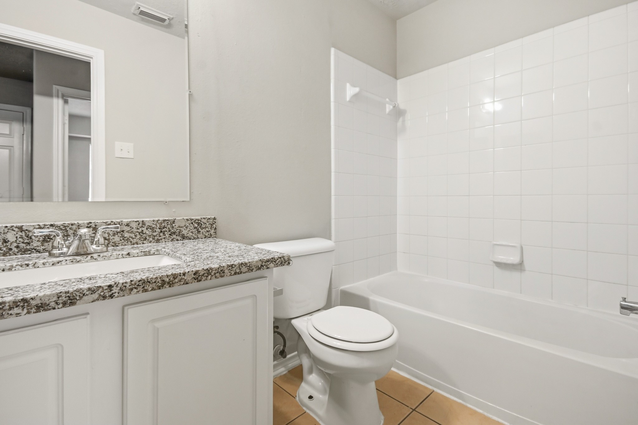 13107 Peppergate Lane Property Photo 10