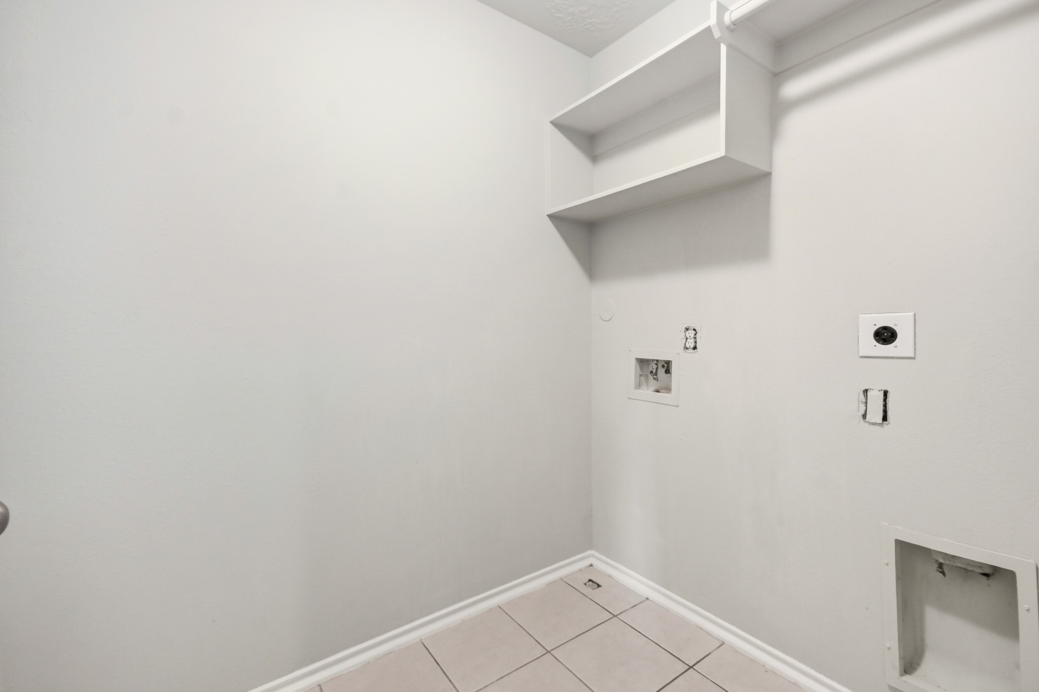 13107 Peppergate Lane Property Photo 11