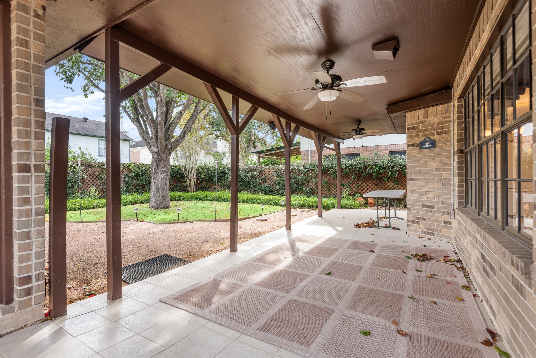 2415 Parkwood Lane Property Photo 33