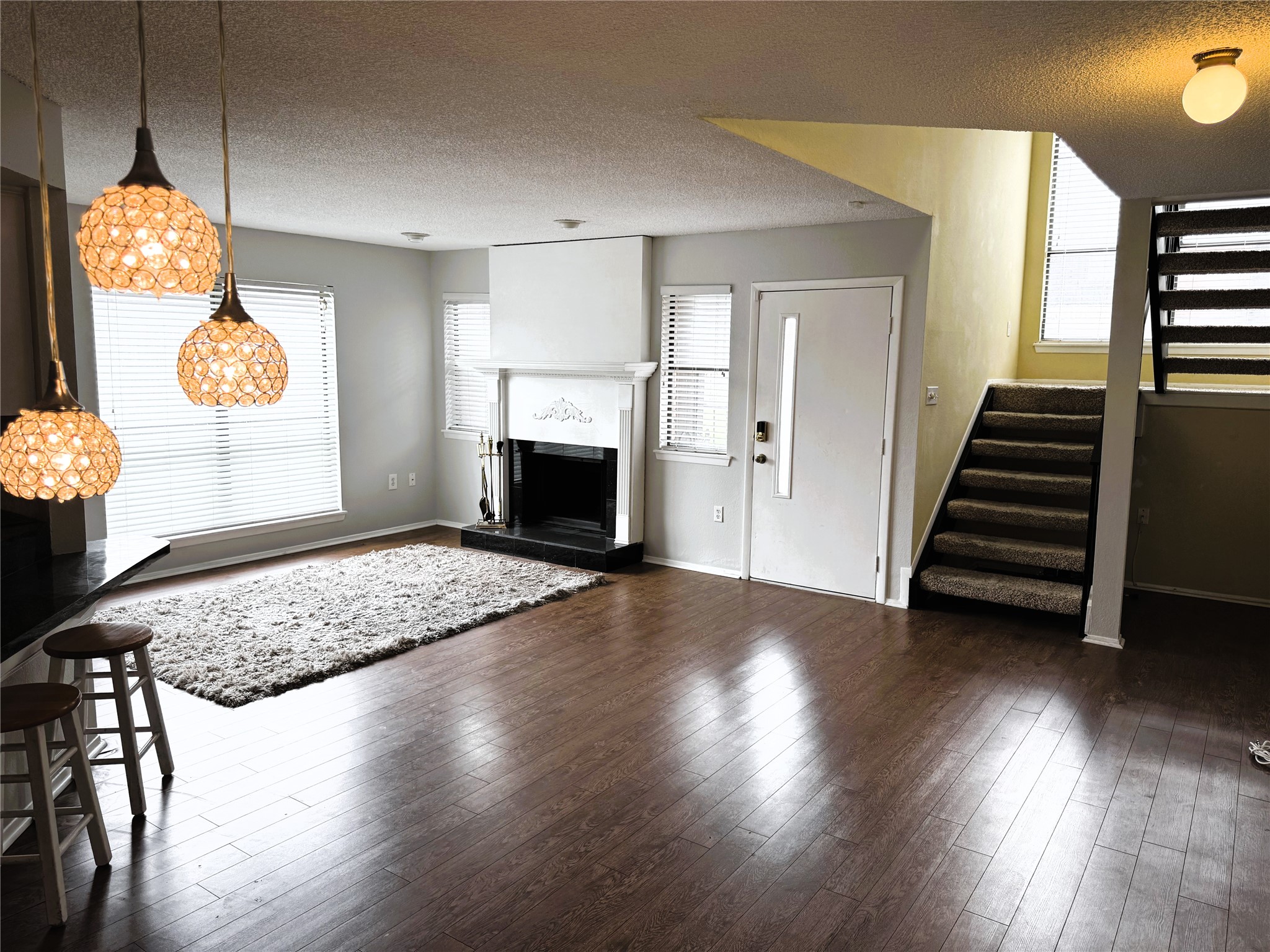 62 Evanston Street 2/5 Property Photo 4
