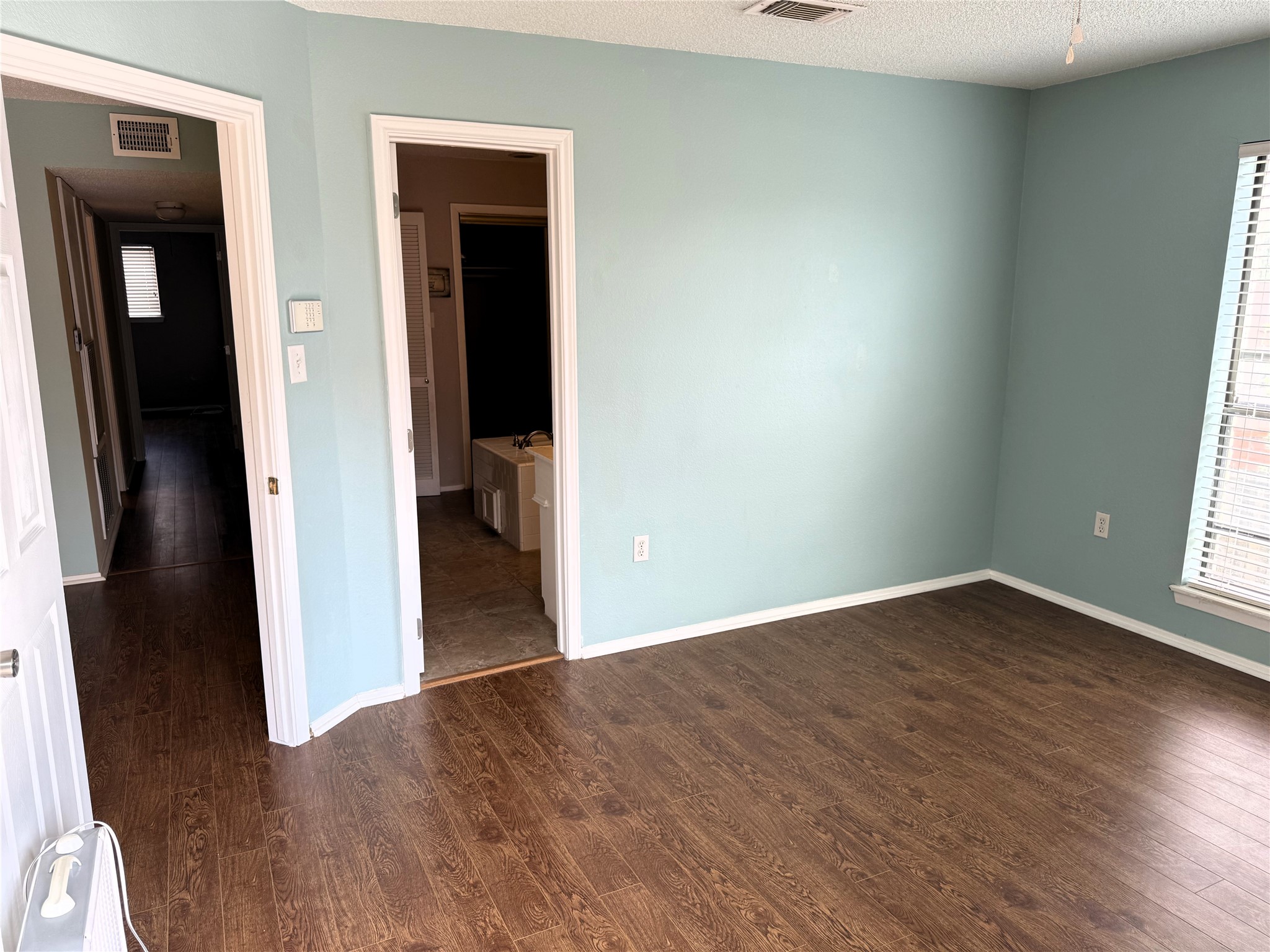62 Evanston Street 2/5 Property Photo 12