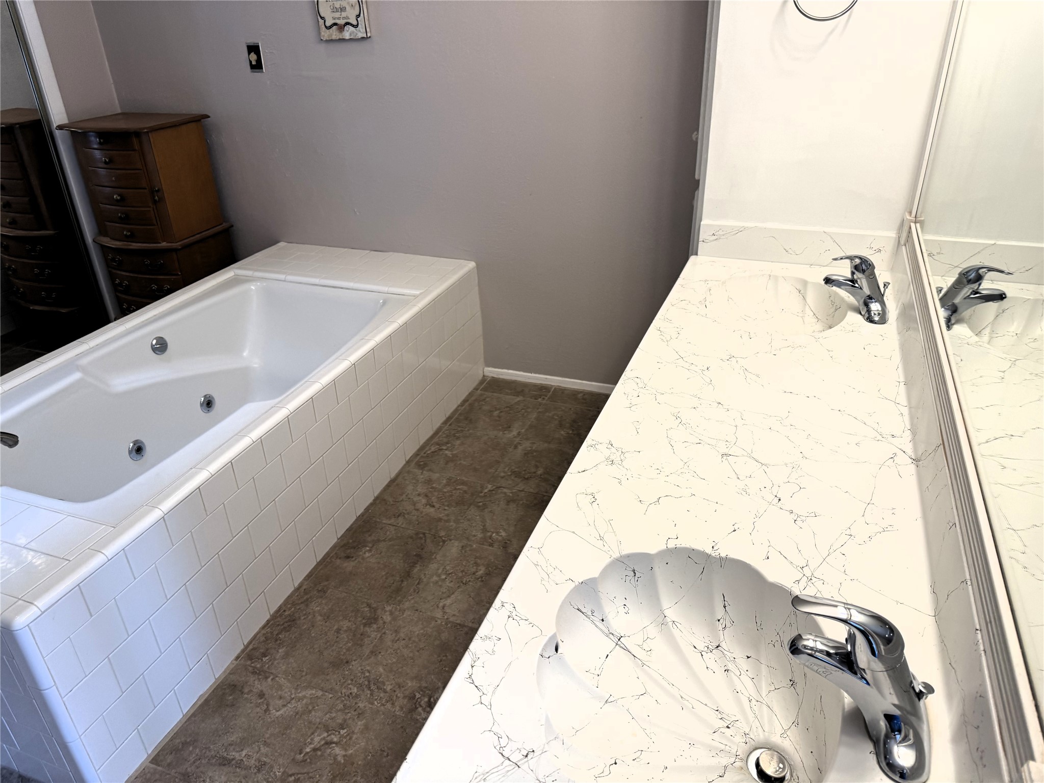 62 Evanston Street 2/5 Property Photo 13
