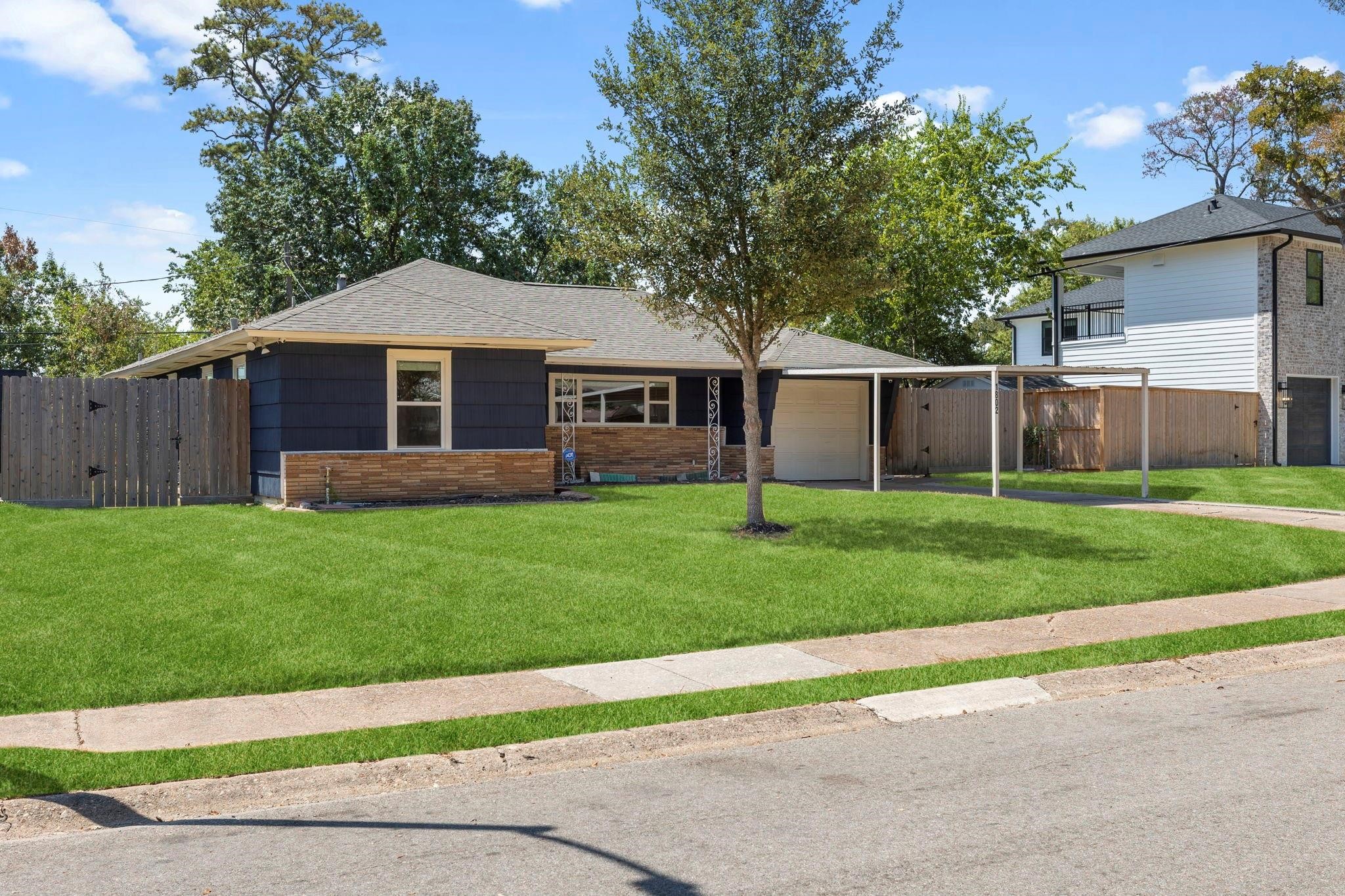 1802 Turnpike Road Property Photo 4