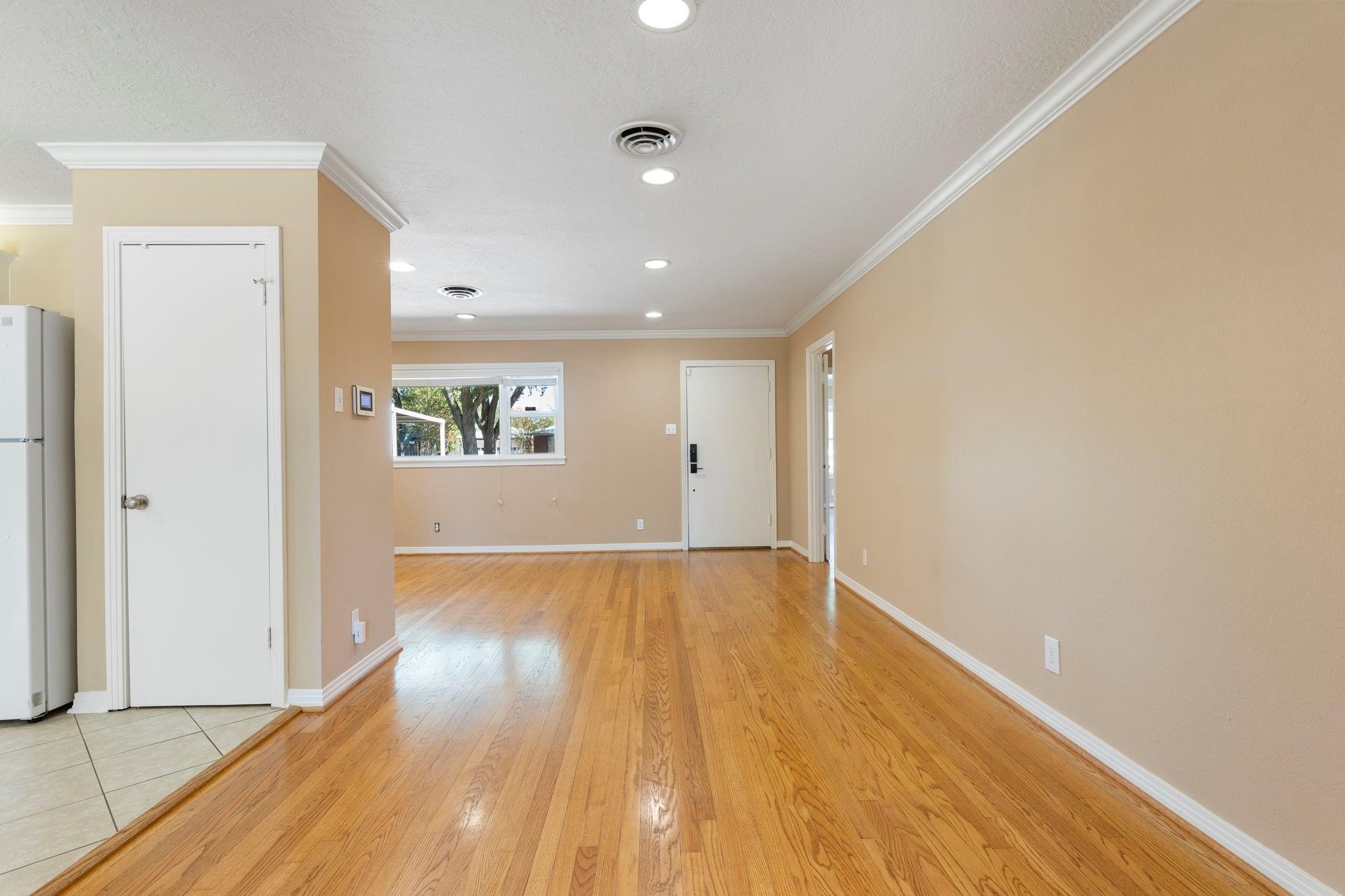 1802 Turnpike Road Property Photo 12