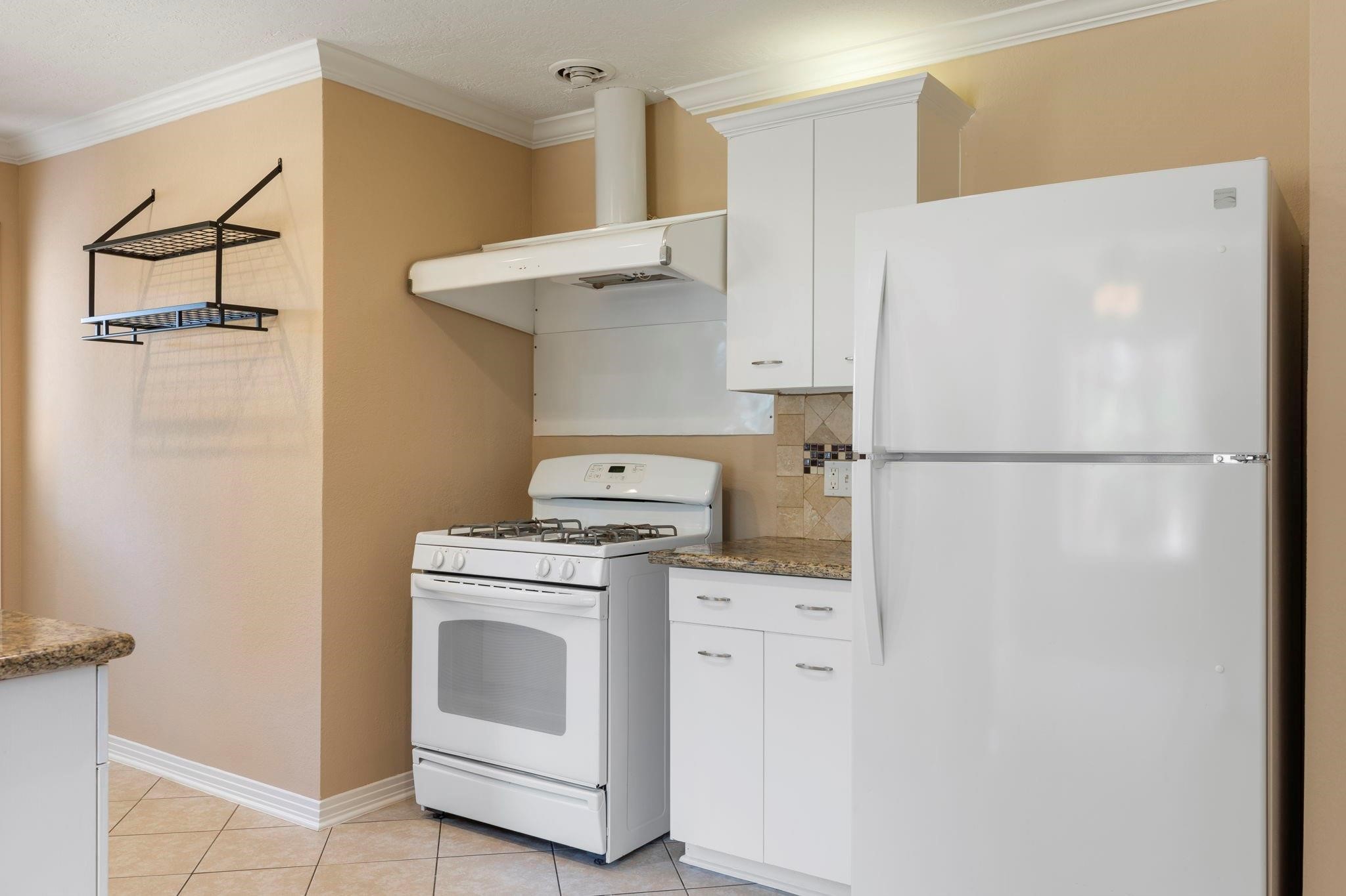 1802 Turnpike Road Property Photo 16