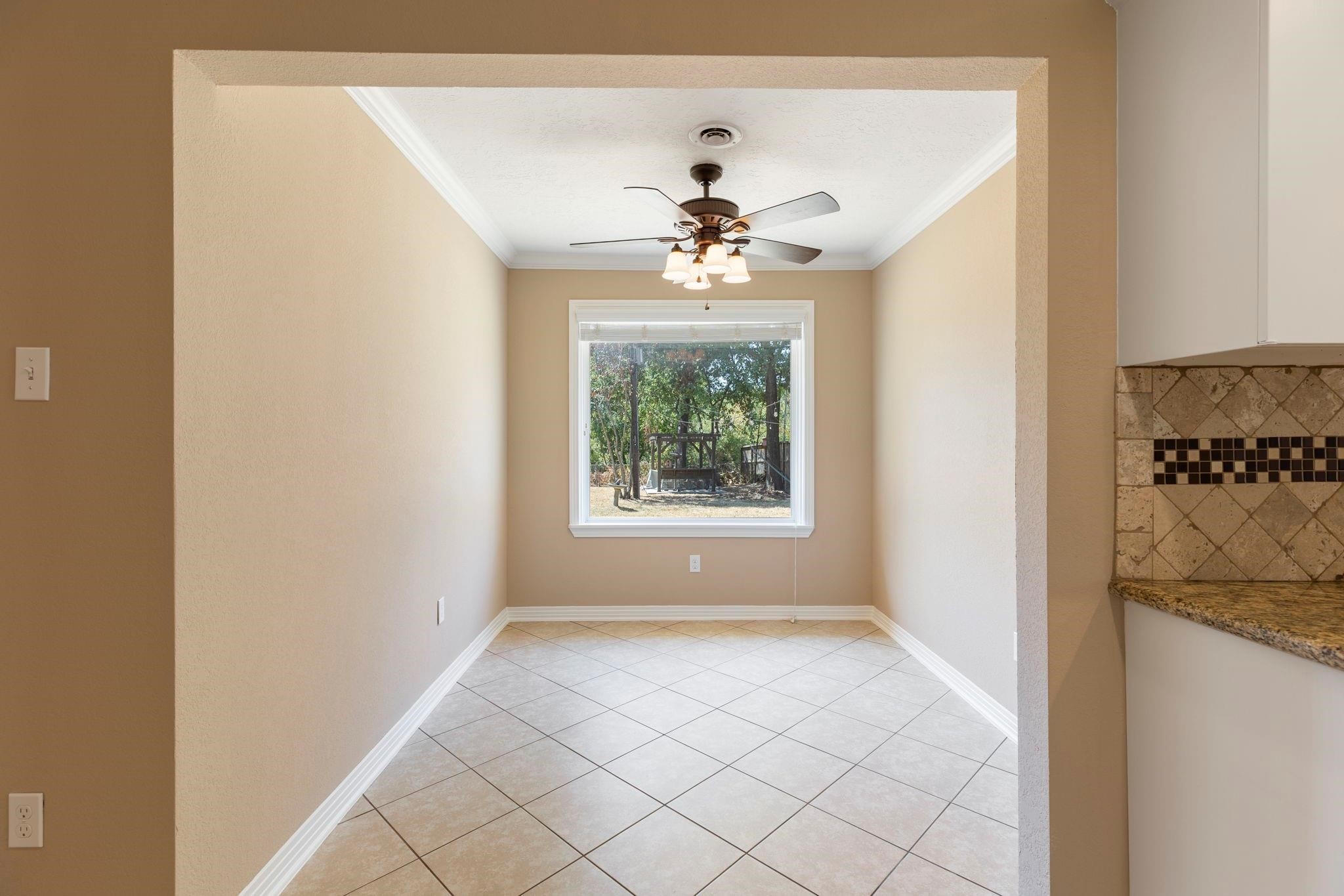 1802 Turnpike Road Property Photo 20