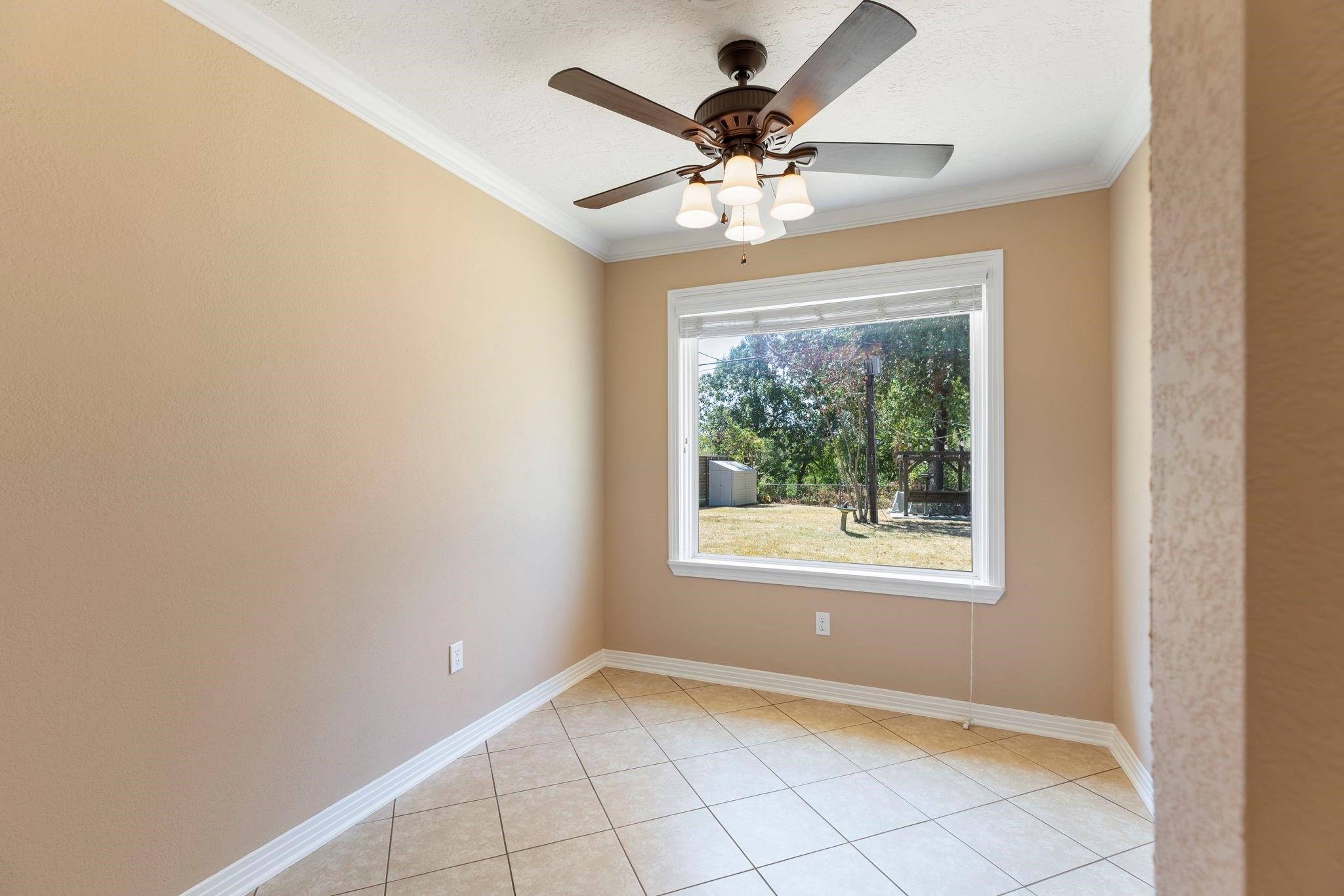 1802 Turnpike Road Property Photo 21