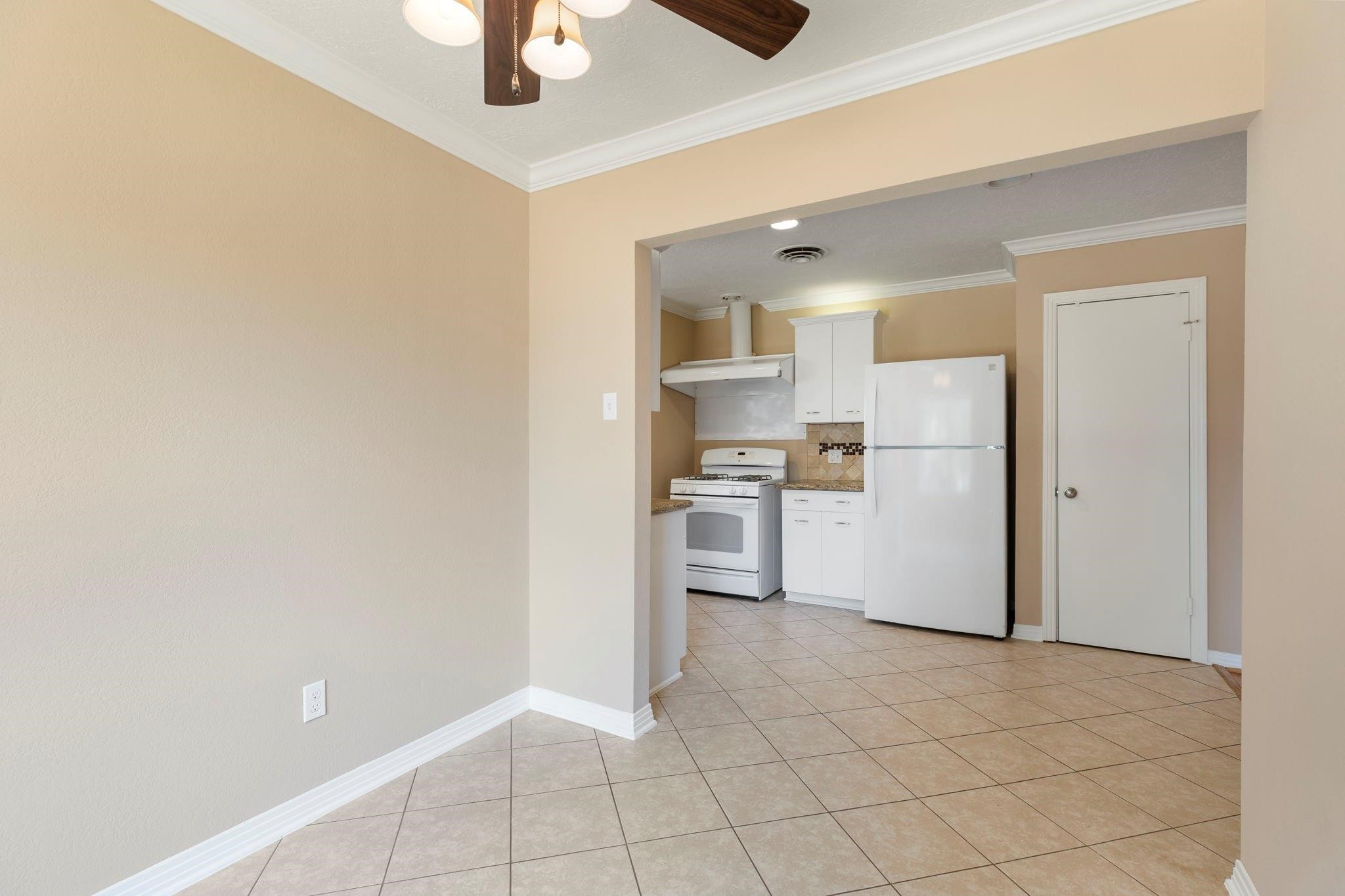1802 Turnpike Road Property Photo 23