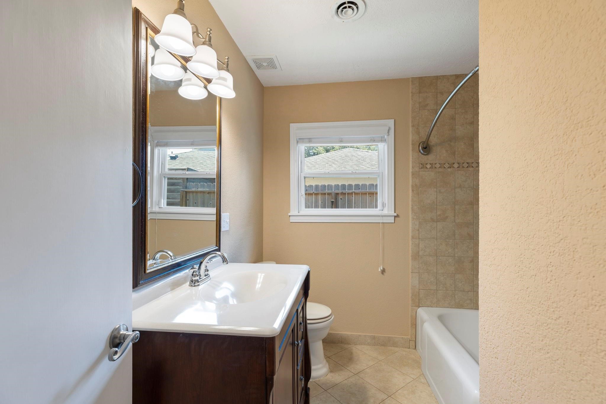 1802 Turnpike Road Property Photo 39