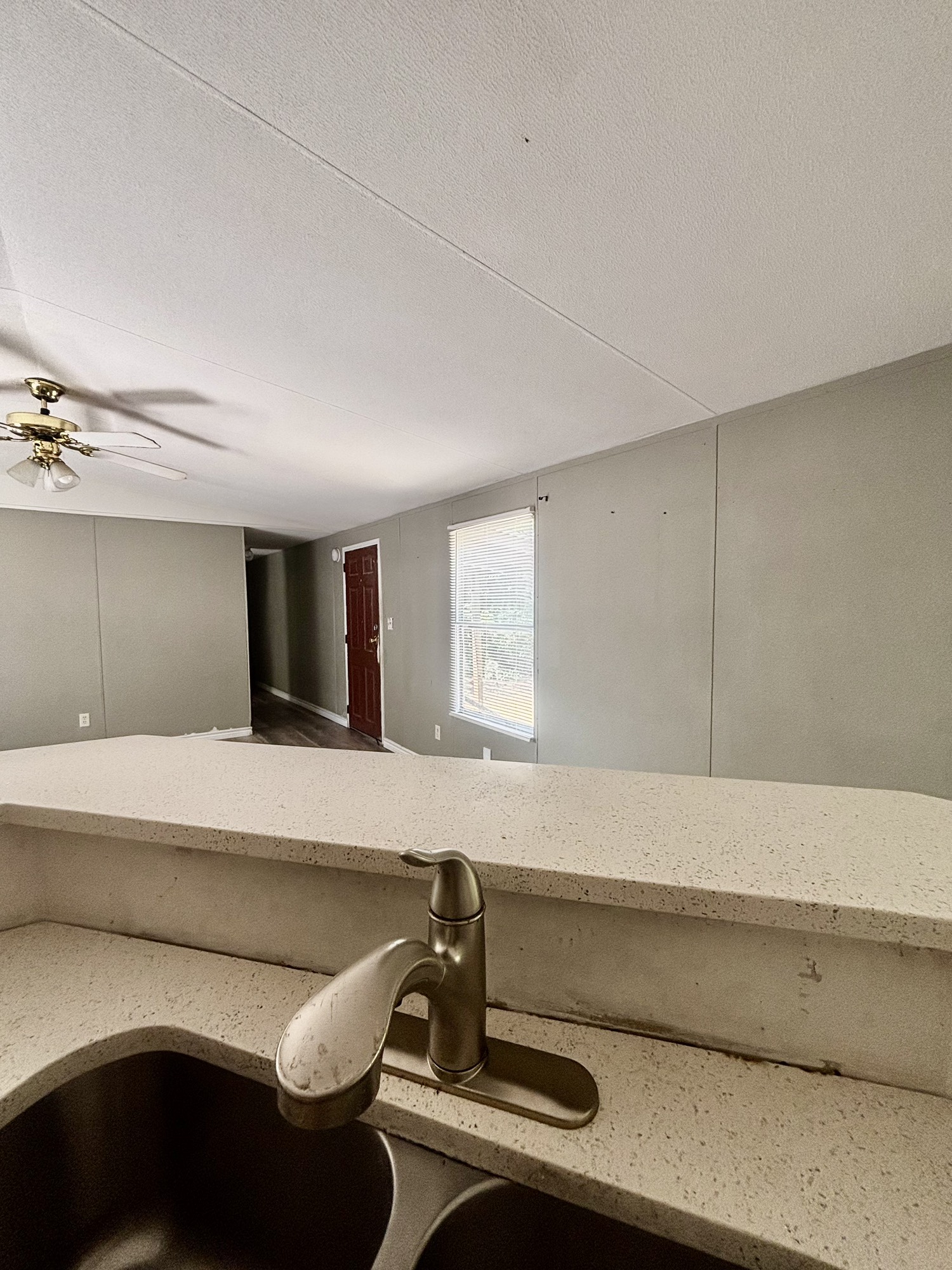 10 Fm 247 Road Property Photo 4