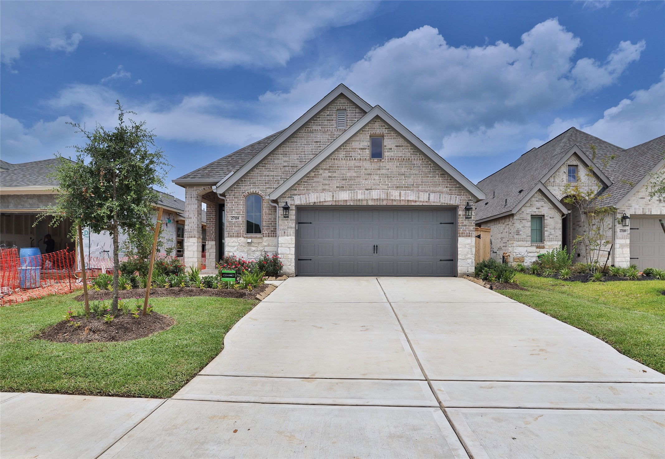 27114 Cutleaf Daisy Court Property Photo 1