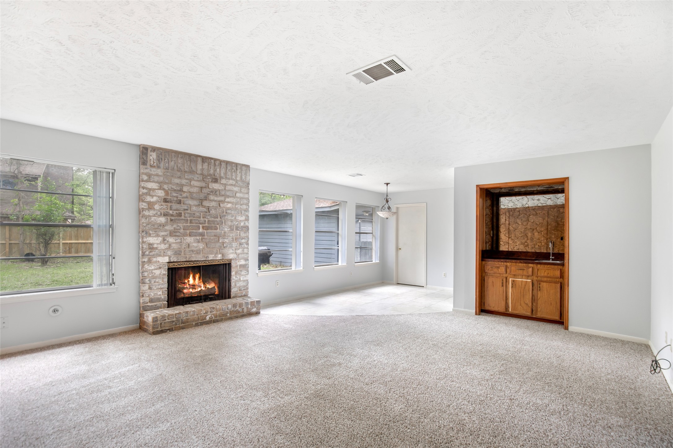 2130 Lake Hills Drive Property Photo 19