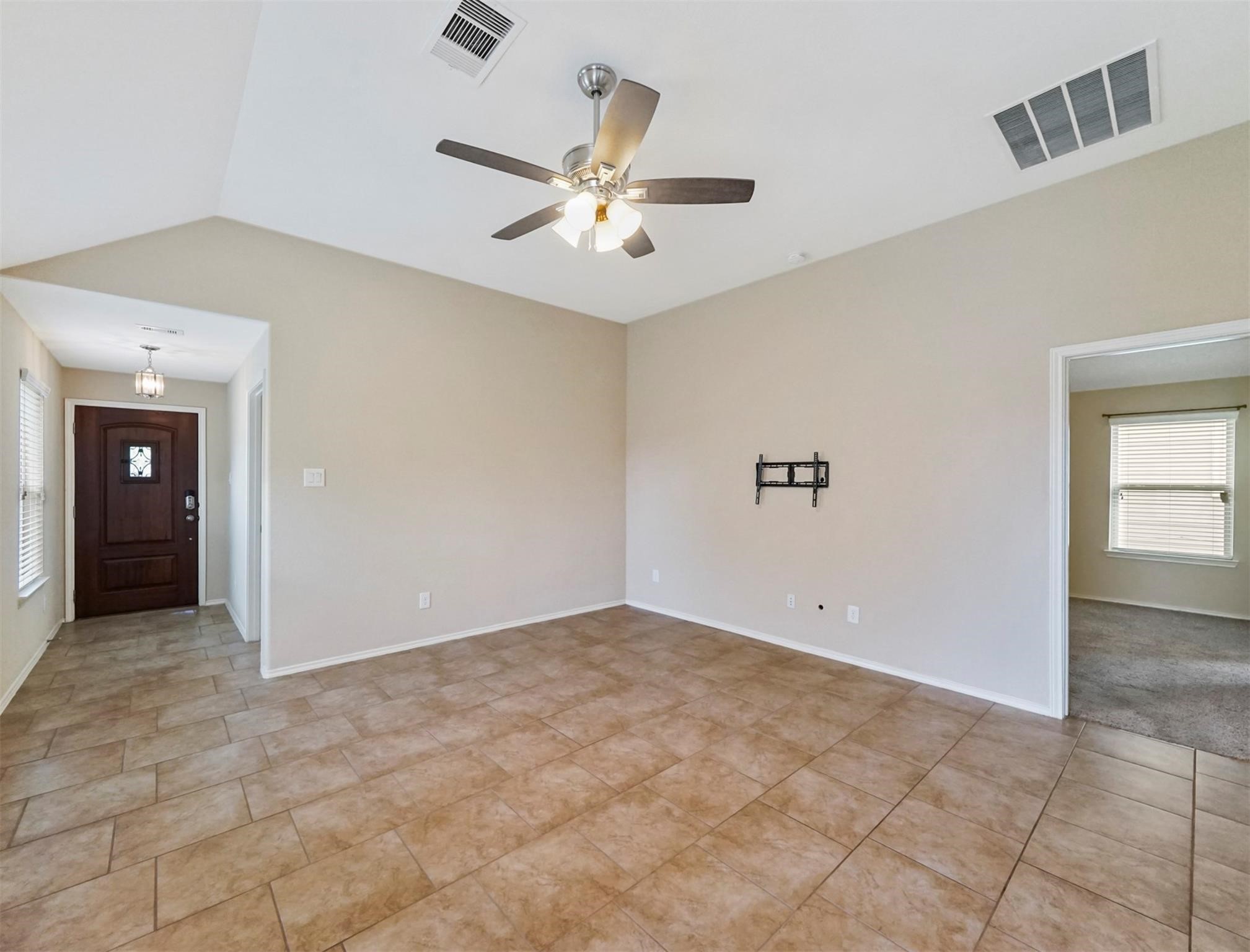 20751 Winghaven Drive Property Photo 3