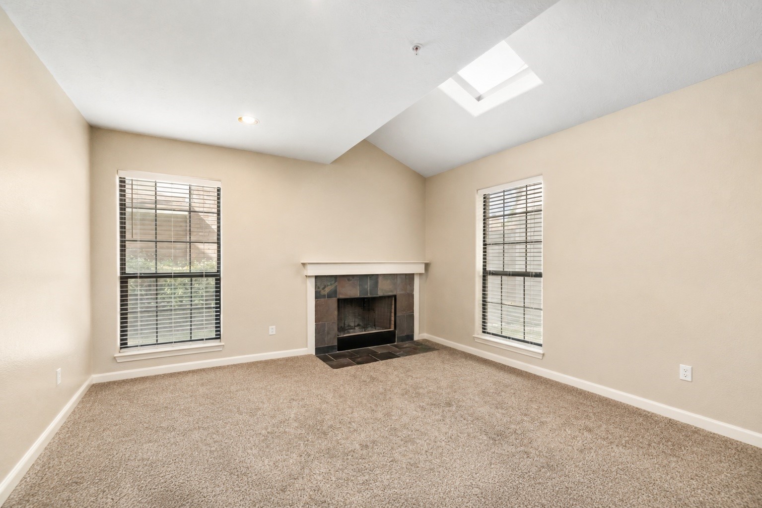 10912 Gulf Freeway 38 Property Photo 8