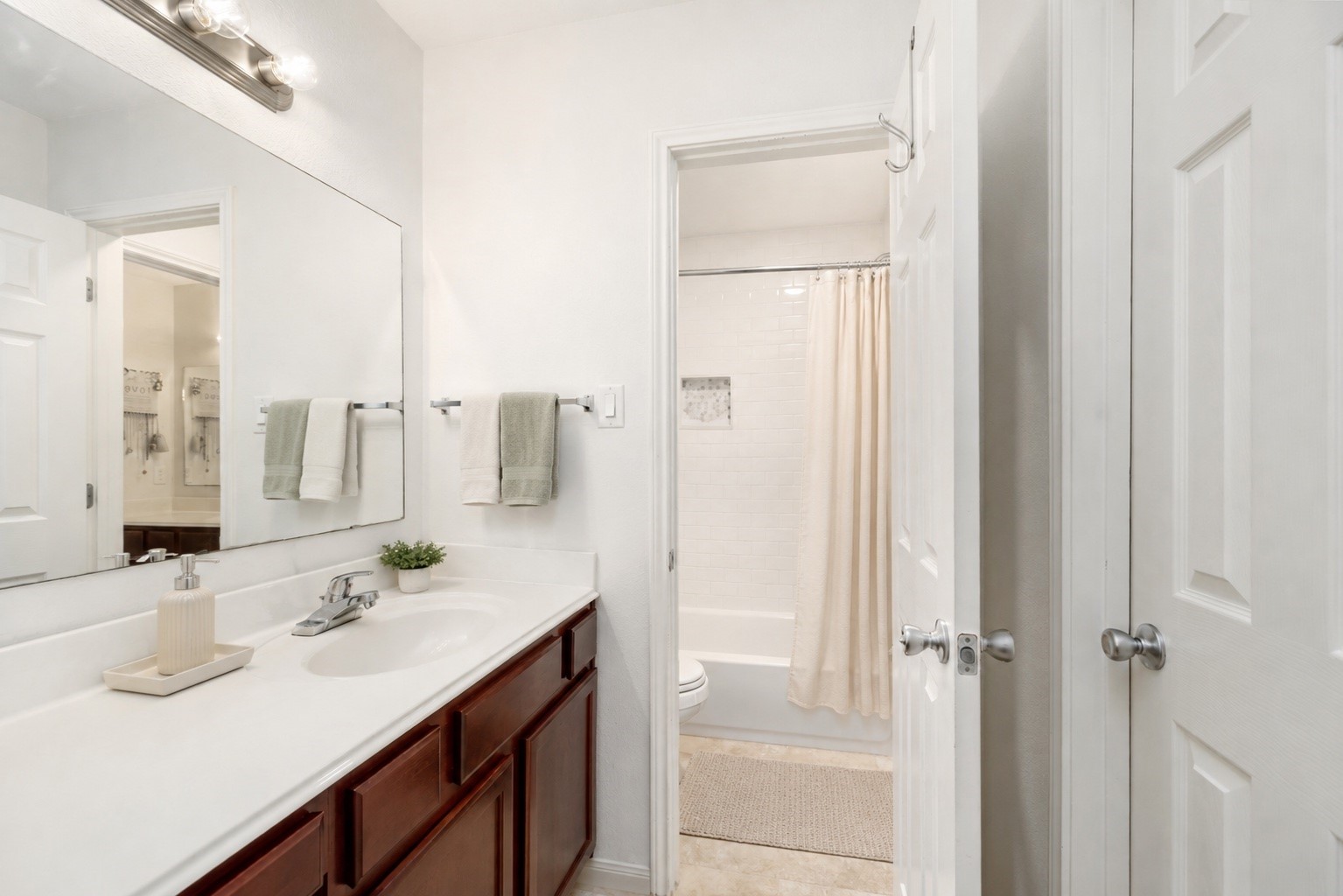 10912 Gulf Freeway 38 Property Photo 19