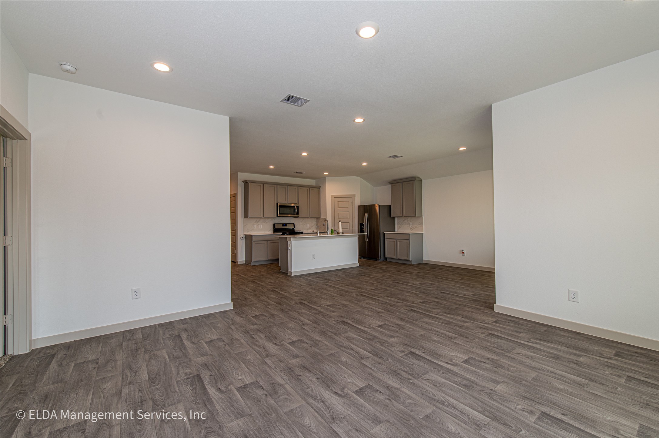 8038 Brahman Lane Property Photo 6