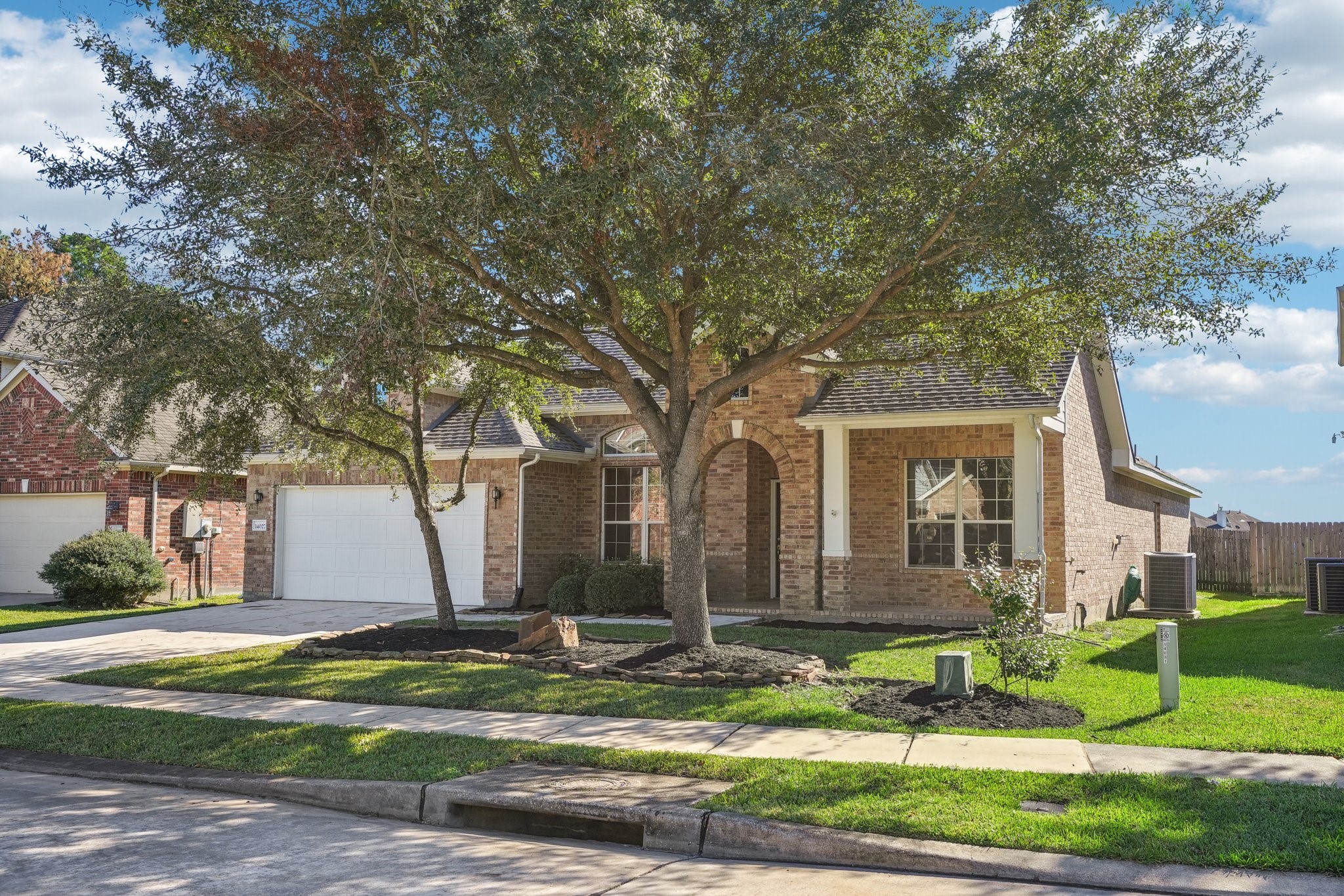 14027 Mohave Way Drive Property Photo 3