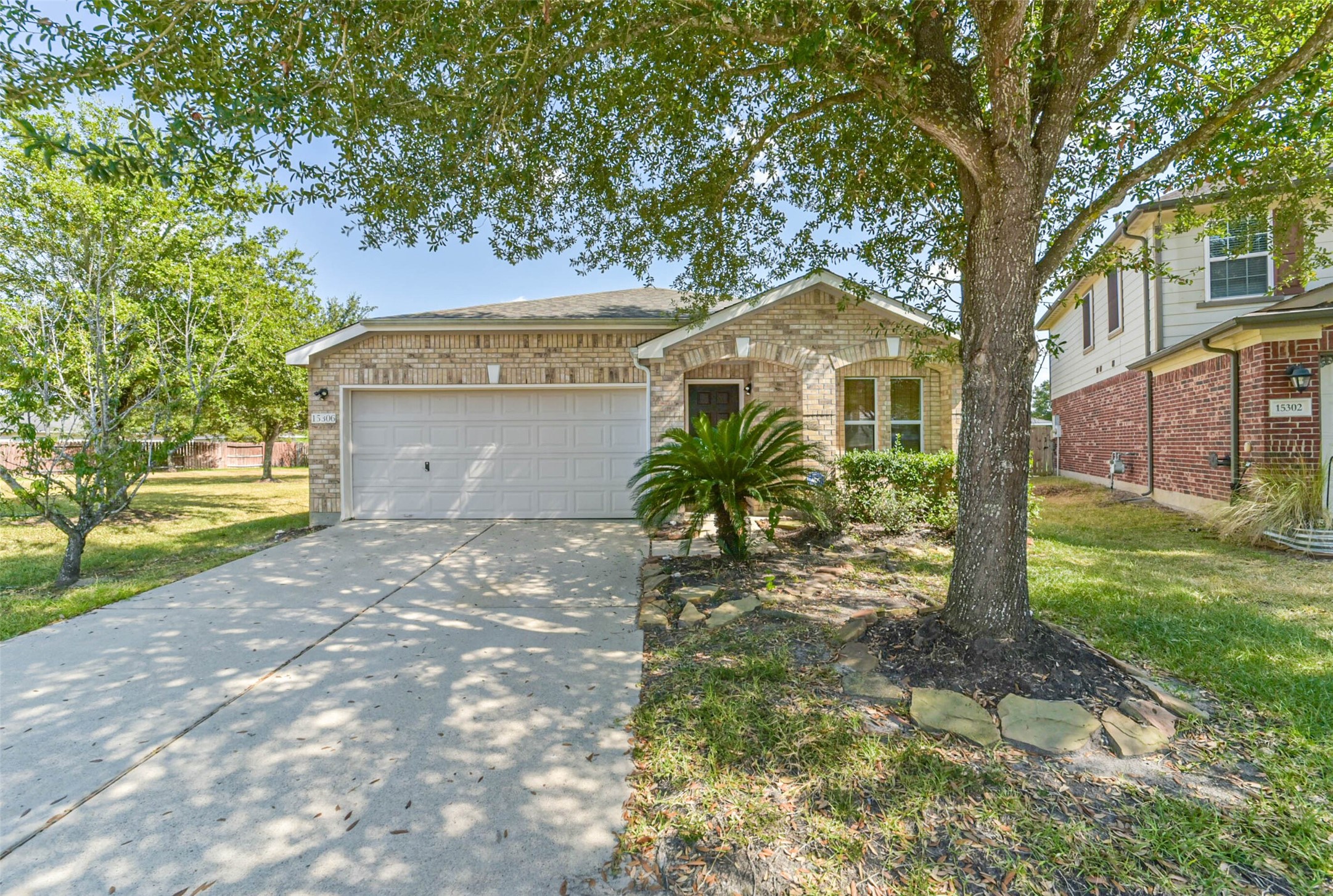 15306 Boulder Hollow Lane Property Photo 2