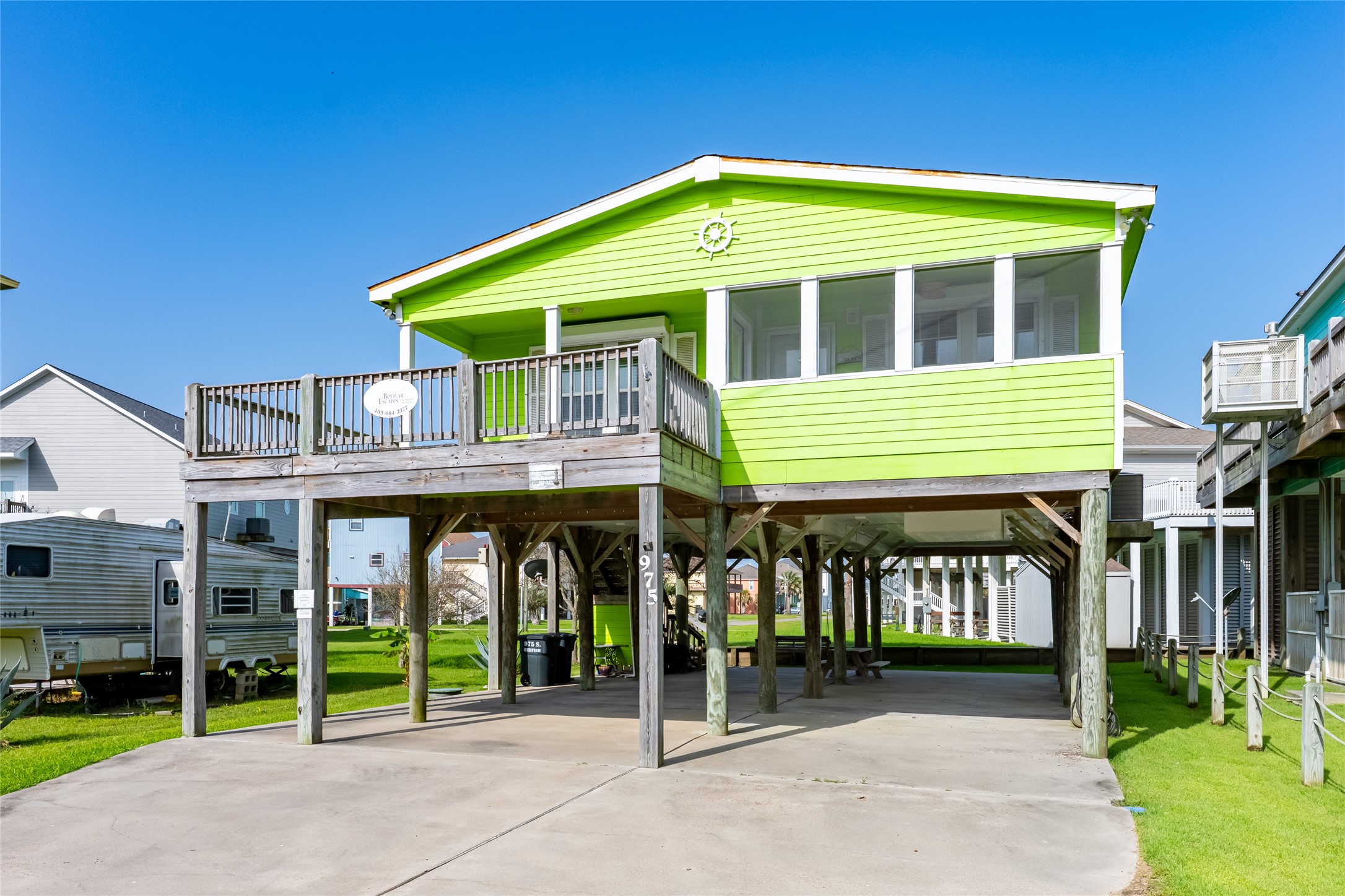 975 S Redfish Property Photo 1