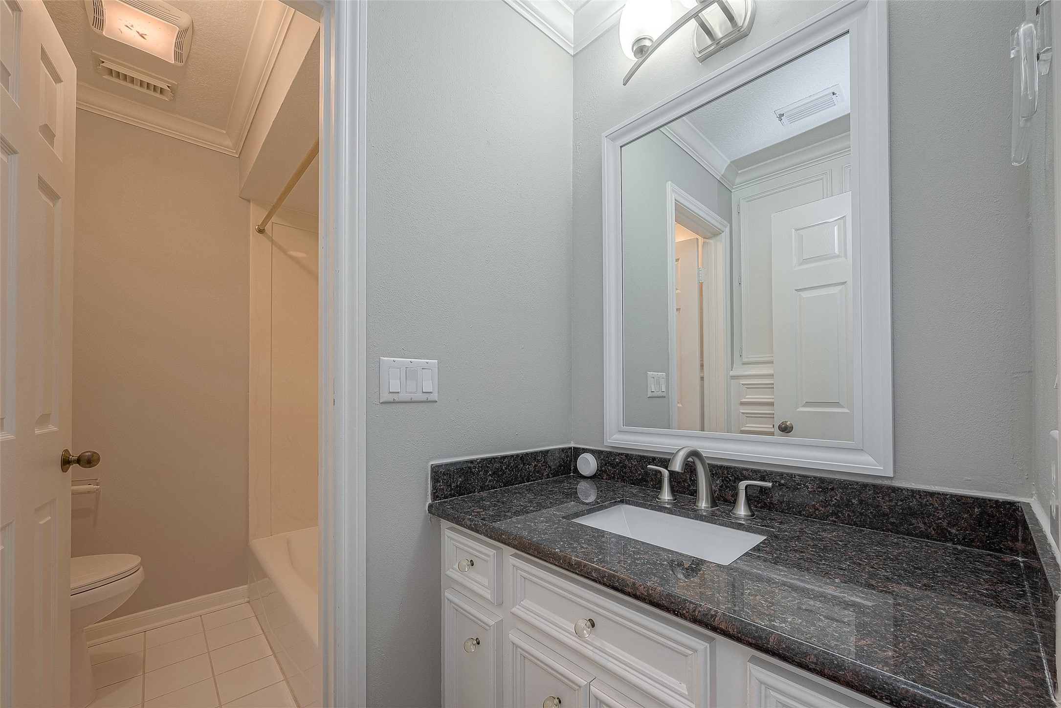15714 Sylvan Lake Drive Property Photo 25