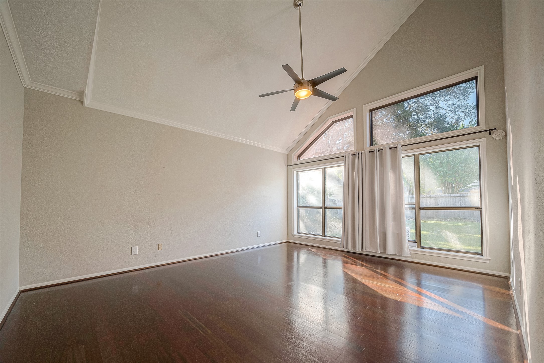 15714 Sylvan Lake Drive Property Photo 33