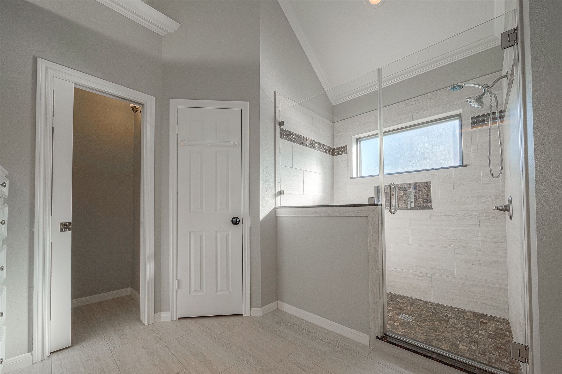 15714 Sylvan Lake Drive Property Photo 40