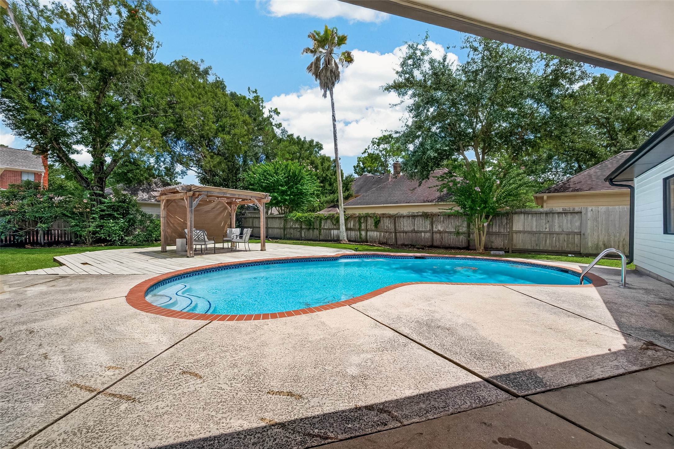 15714 Sylvan Lake Drive Property Photo 43