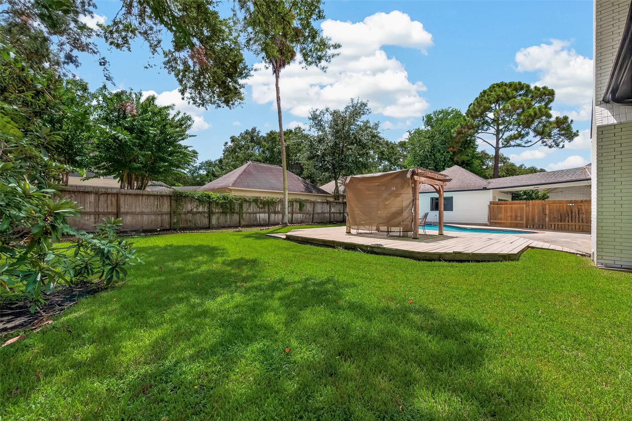 15714 Sylvan Lake Drive Property Photo 44