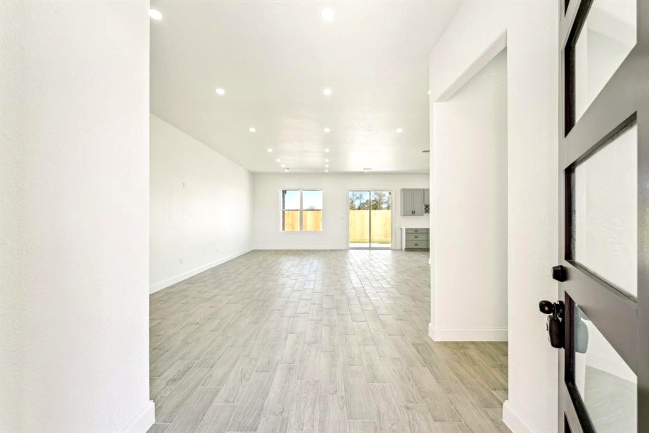 223 Road 5714 Property Photo 2
