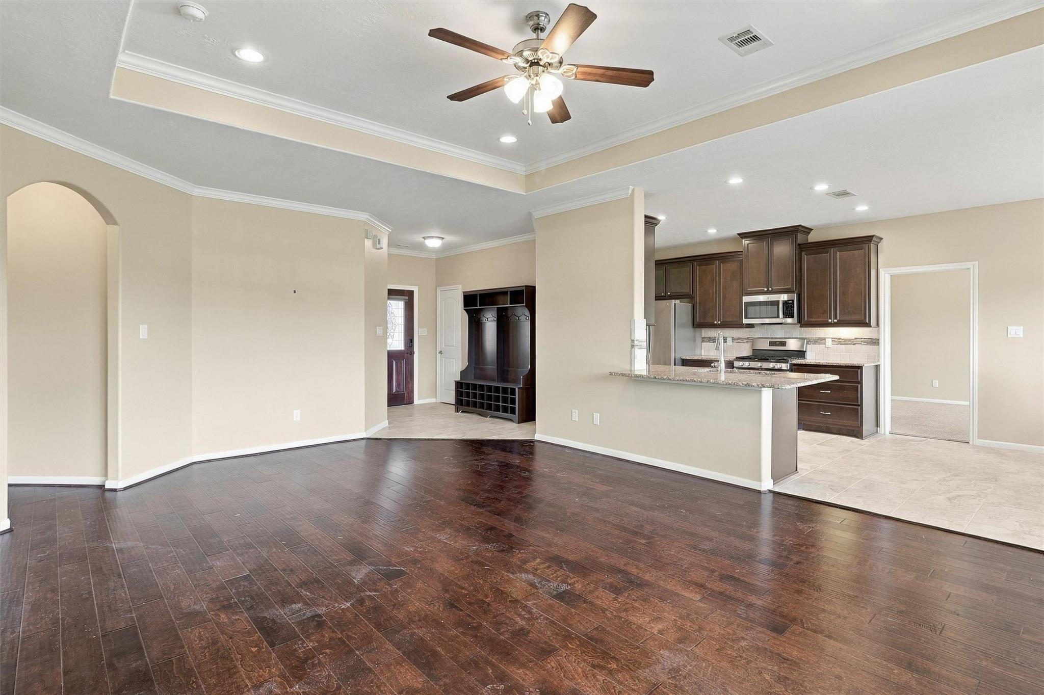 710 Buttercup Court Property Photo 12