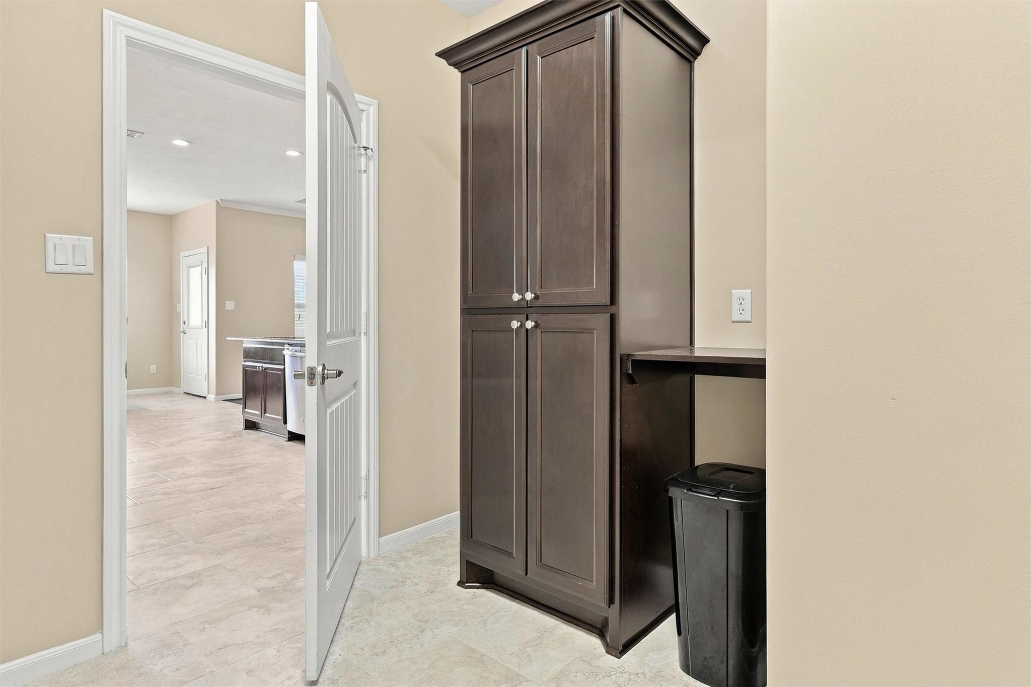 710 Buttercup Court Property Photo 25