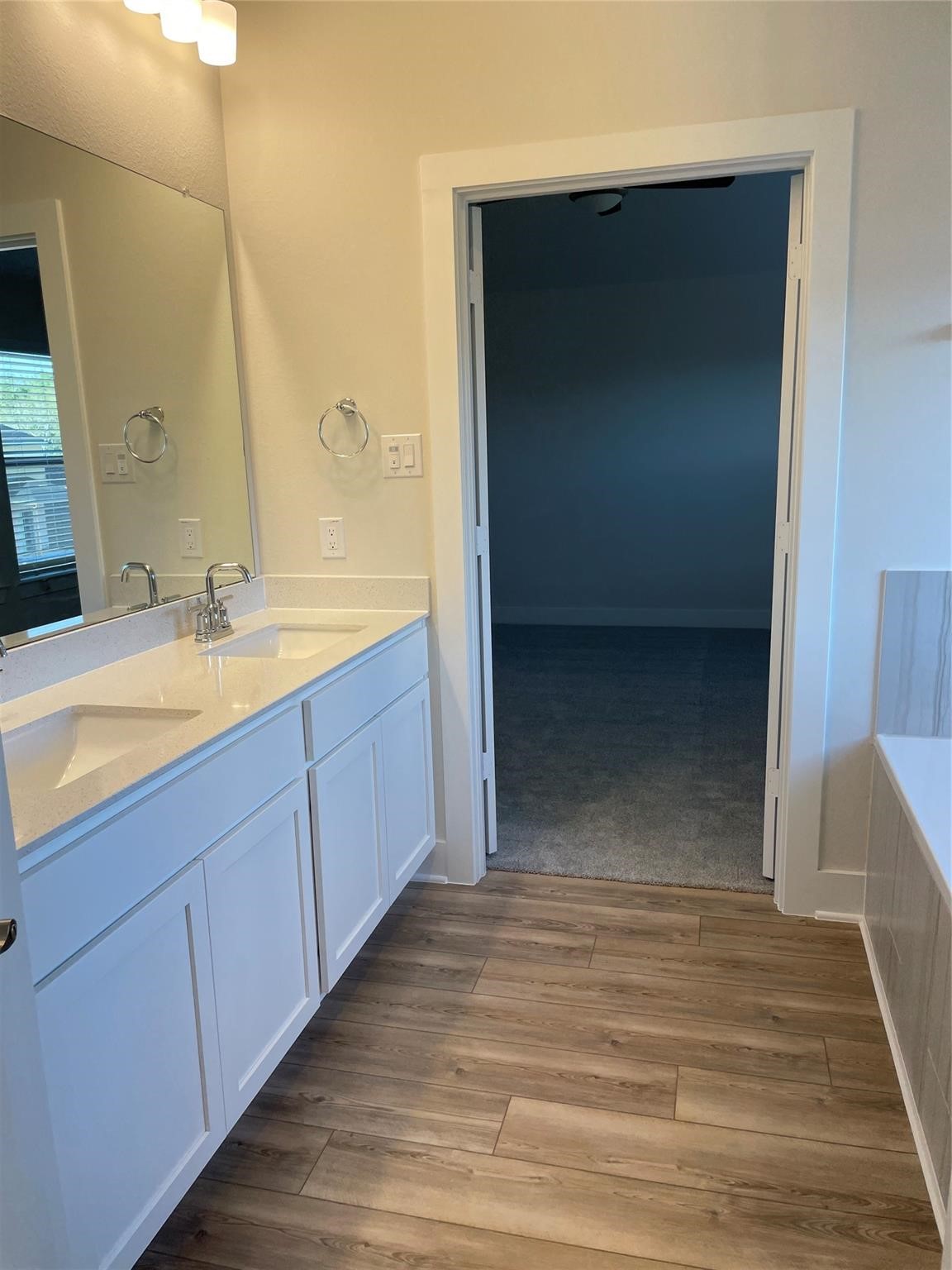 10638 Whitejacket Property Photo 8