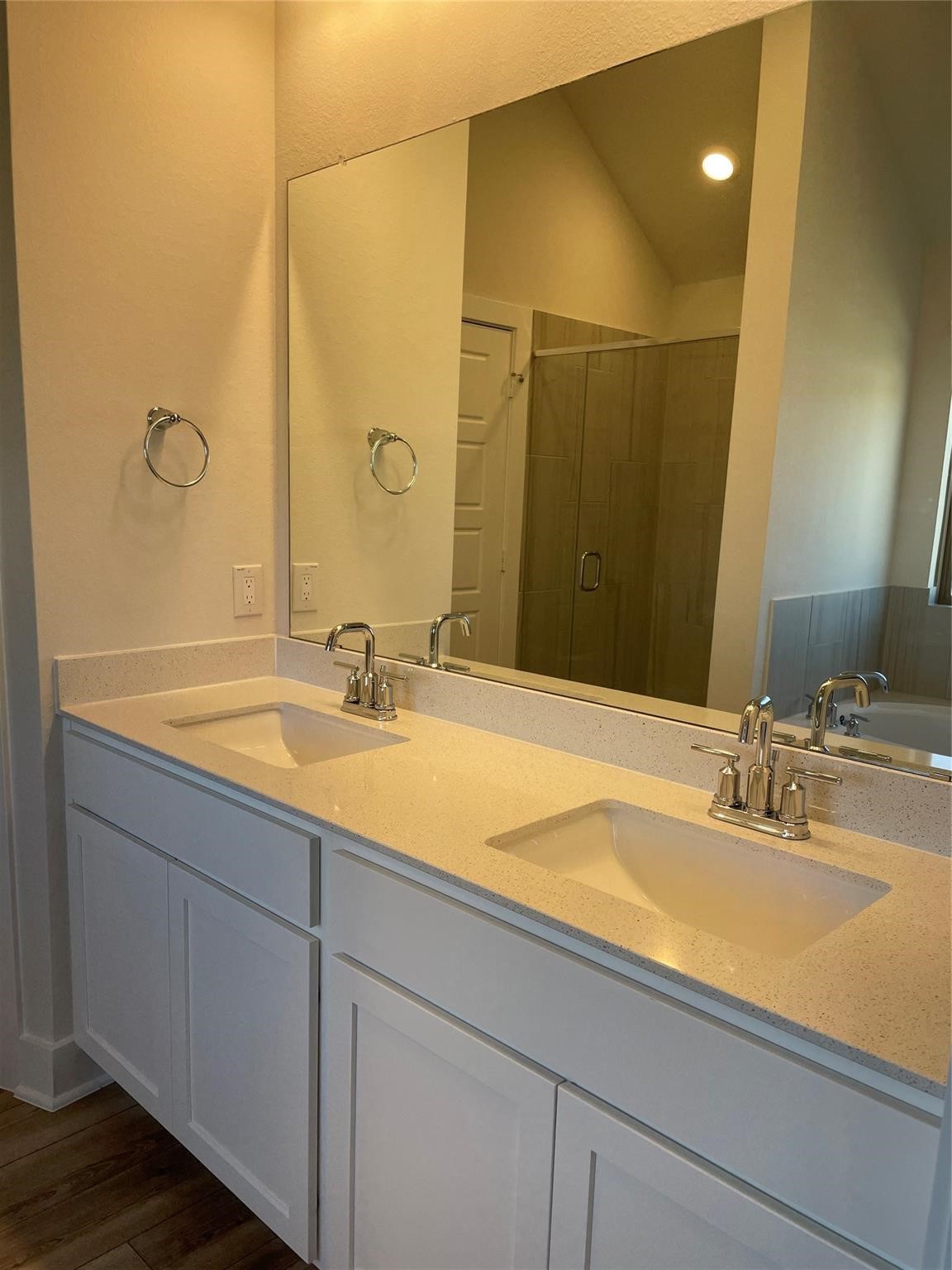 10638 Whitejacket Property Photo 10