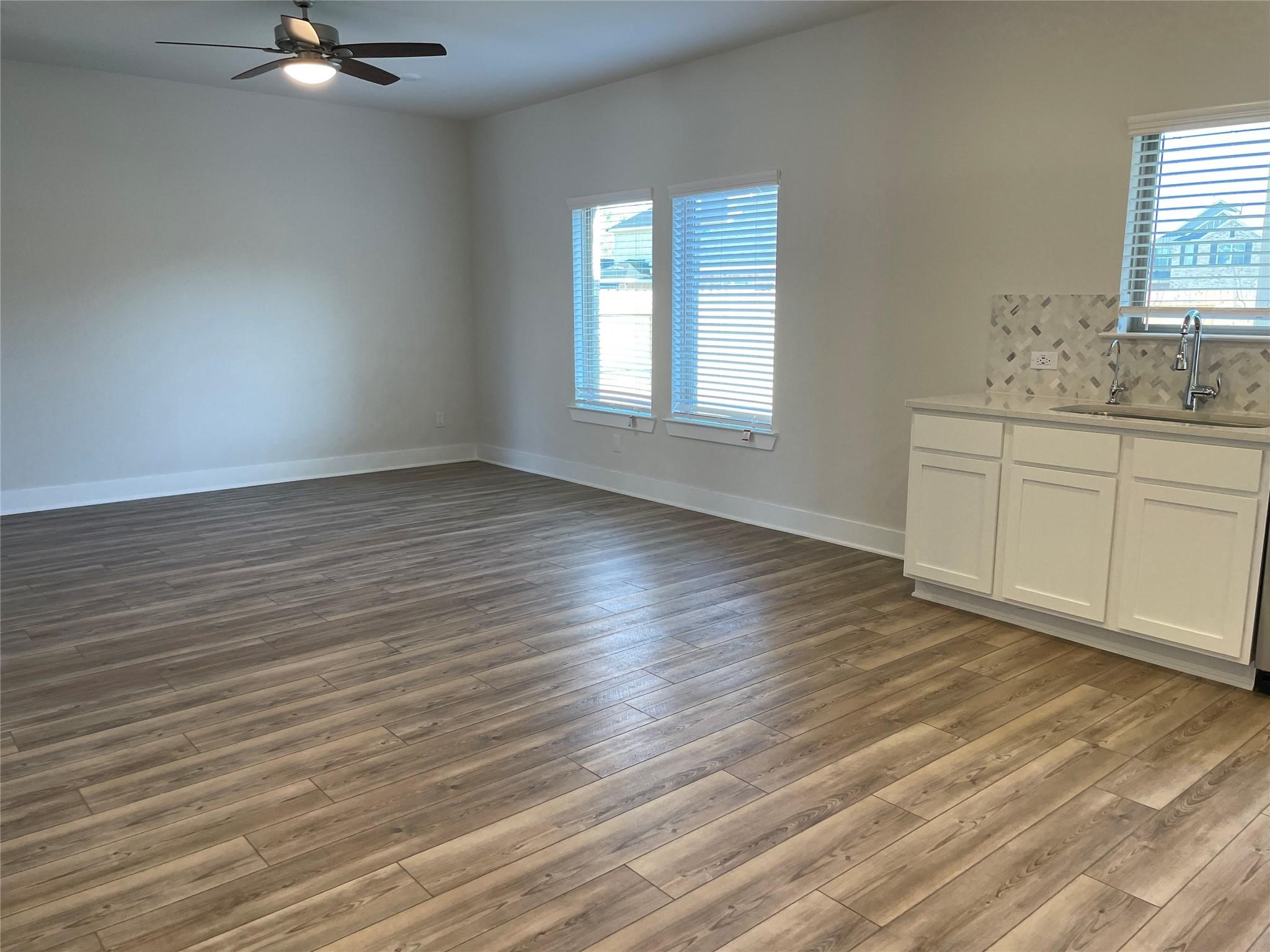 10638 Whitejacket Property Photo 13