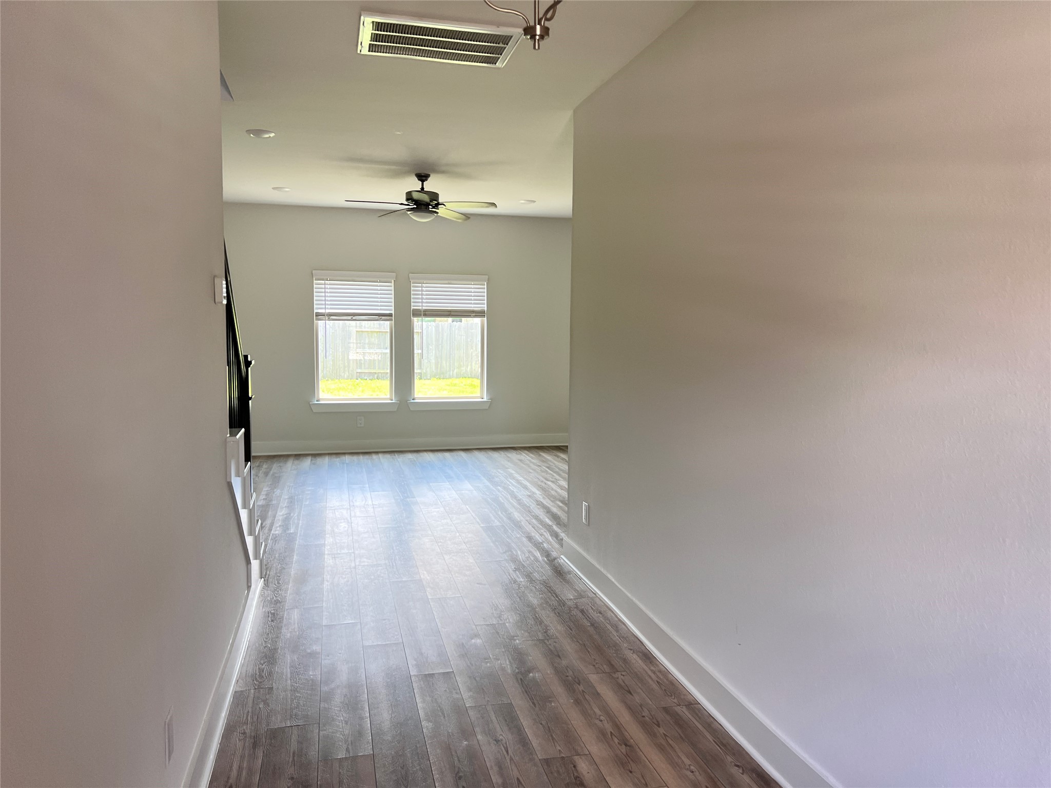 10638 Whitejacket Property Photo 17