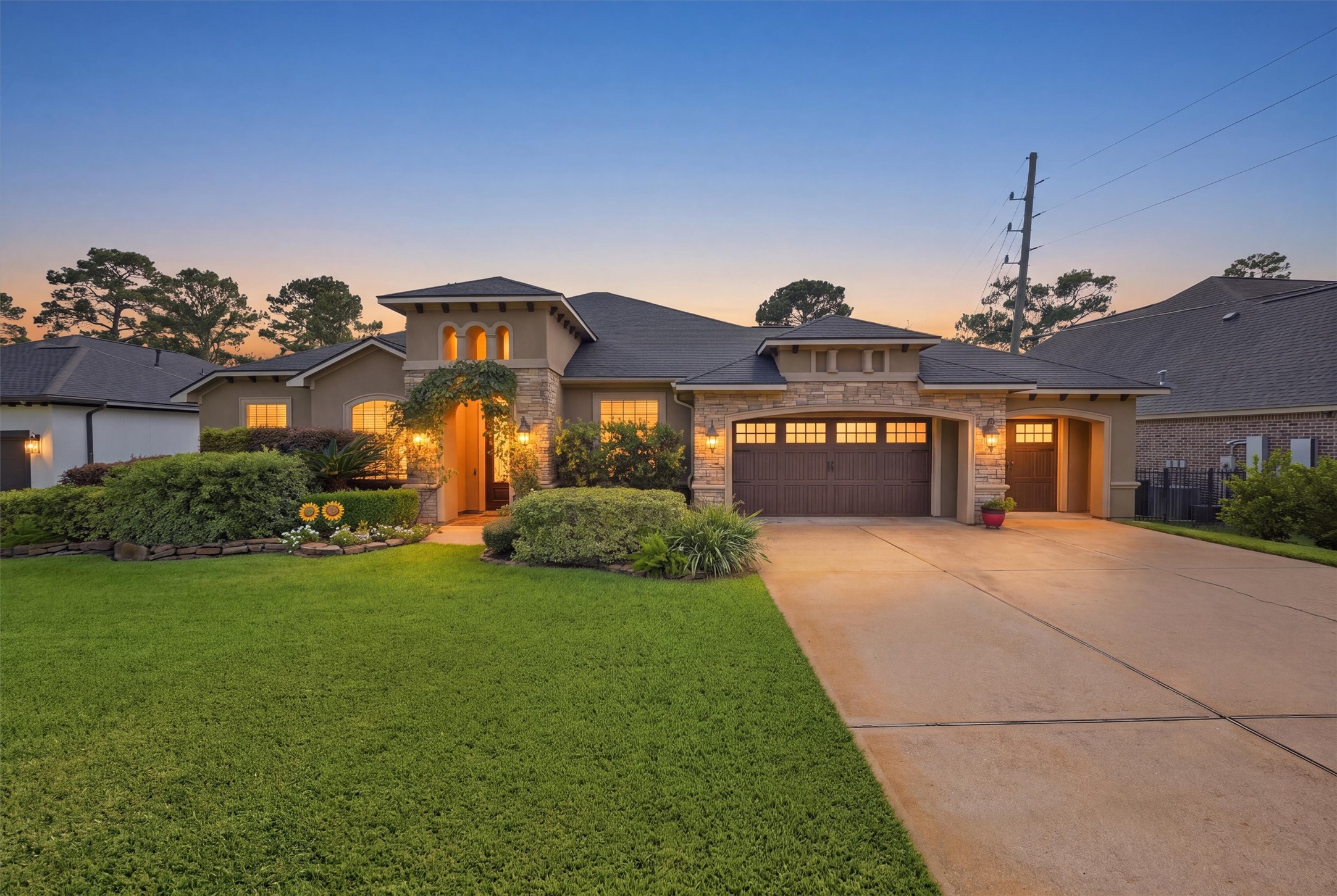 20811 Atascocita Shores Drive Property Photo 1